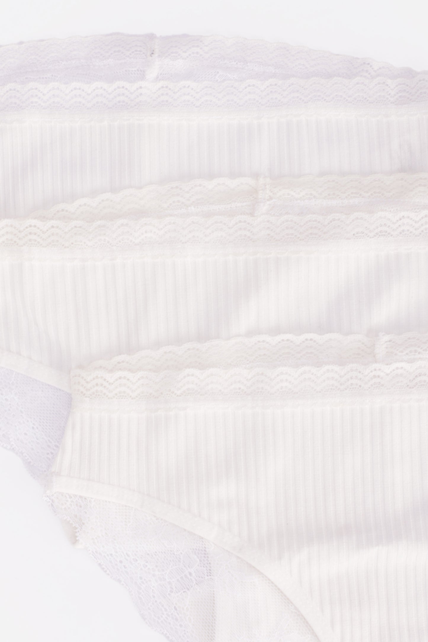 Pack of 3 Bikini Panties with Lace