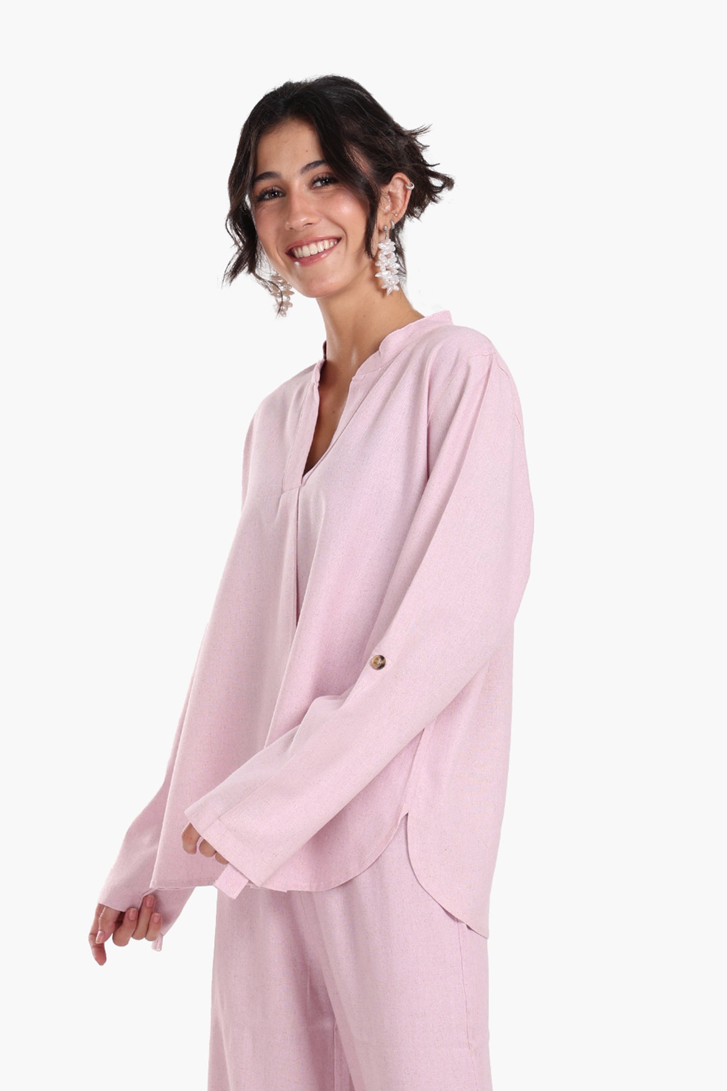 بلوزة مريحة بقصة واسعة