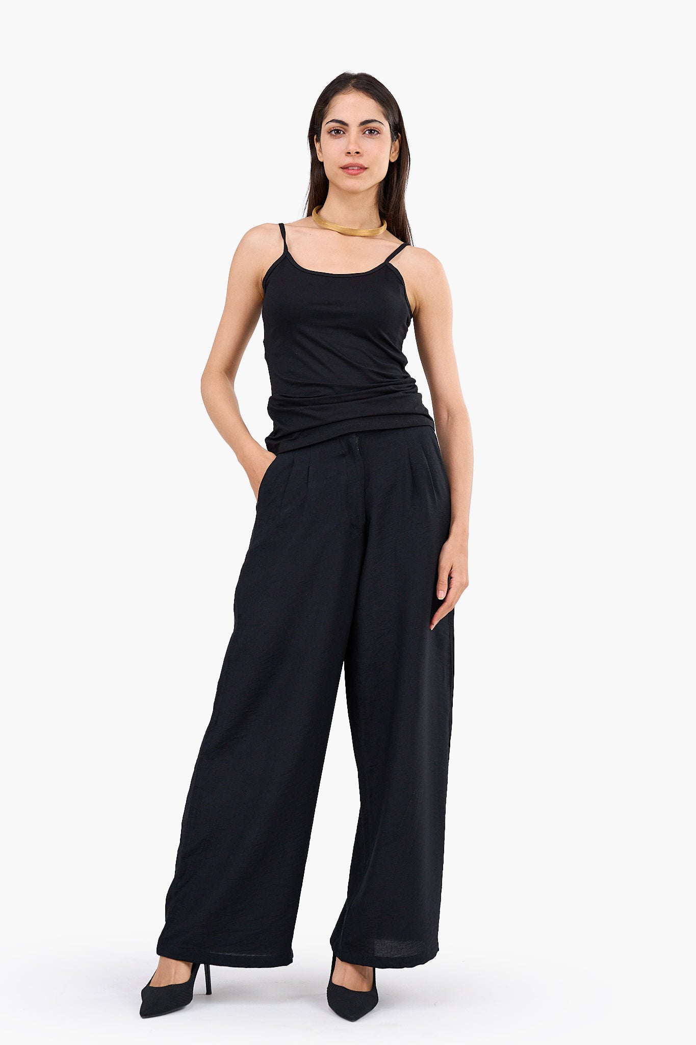 توب تينسل بحمالات رفيعة