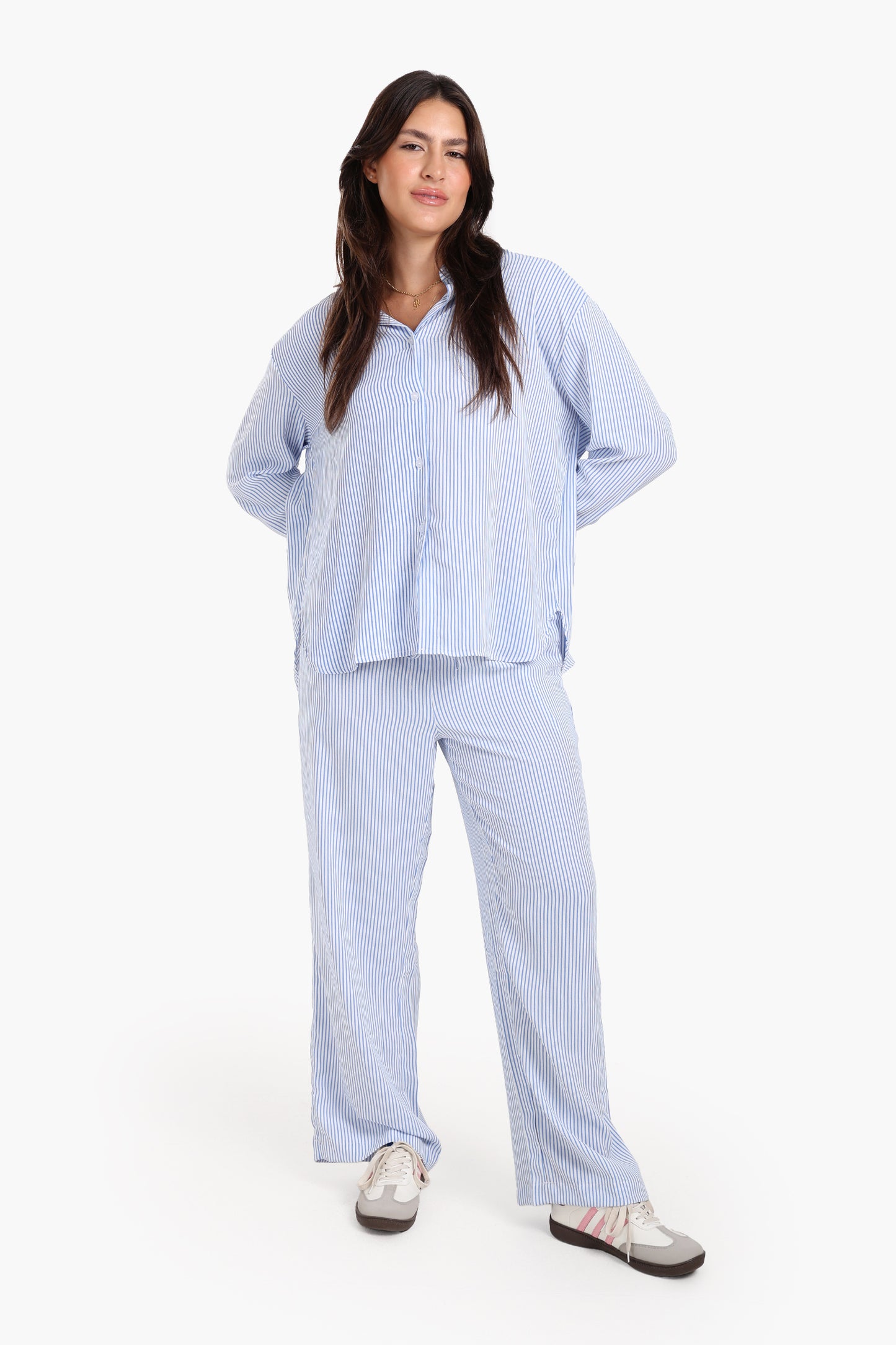 بنطلون مخطط بخصر مطاطي