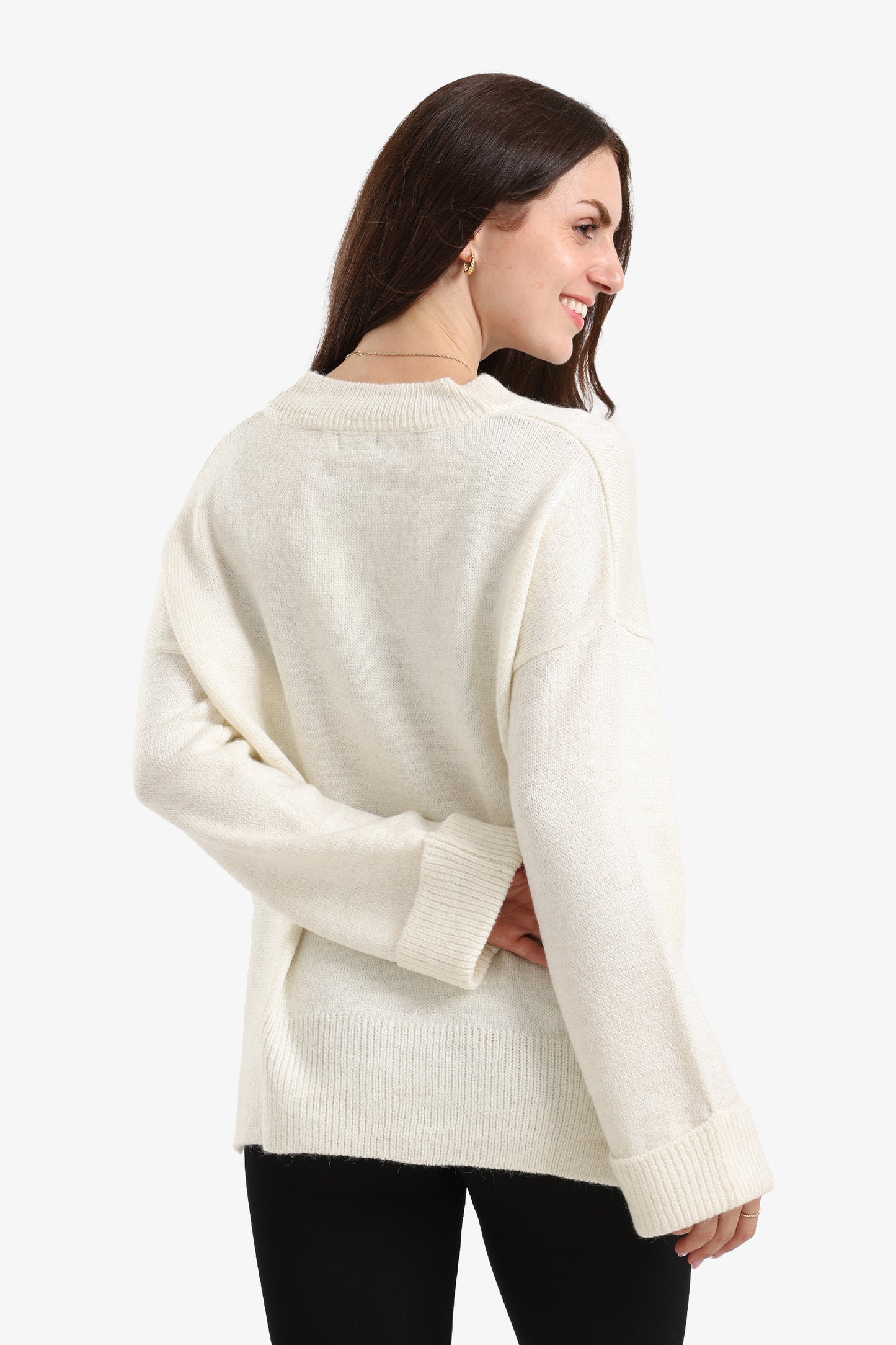 بلوفر صوف بحافة مثنية