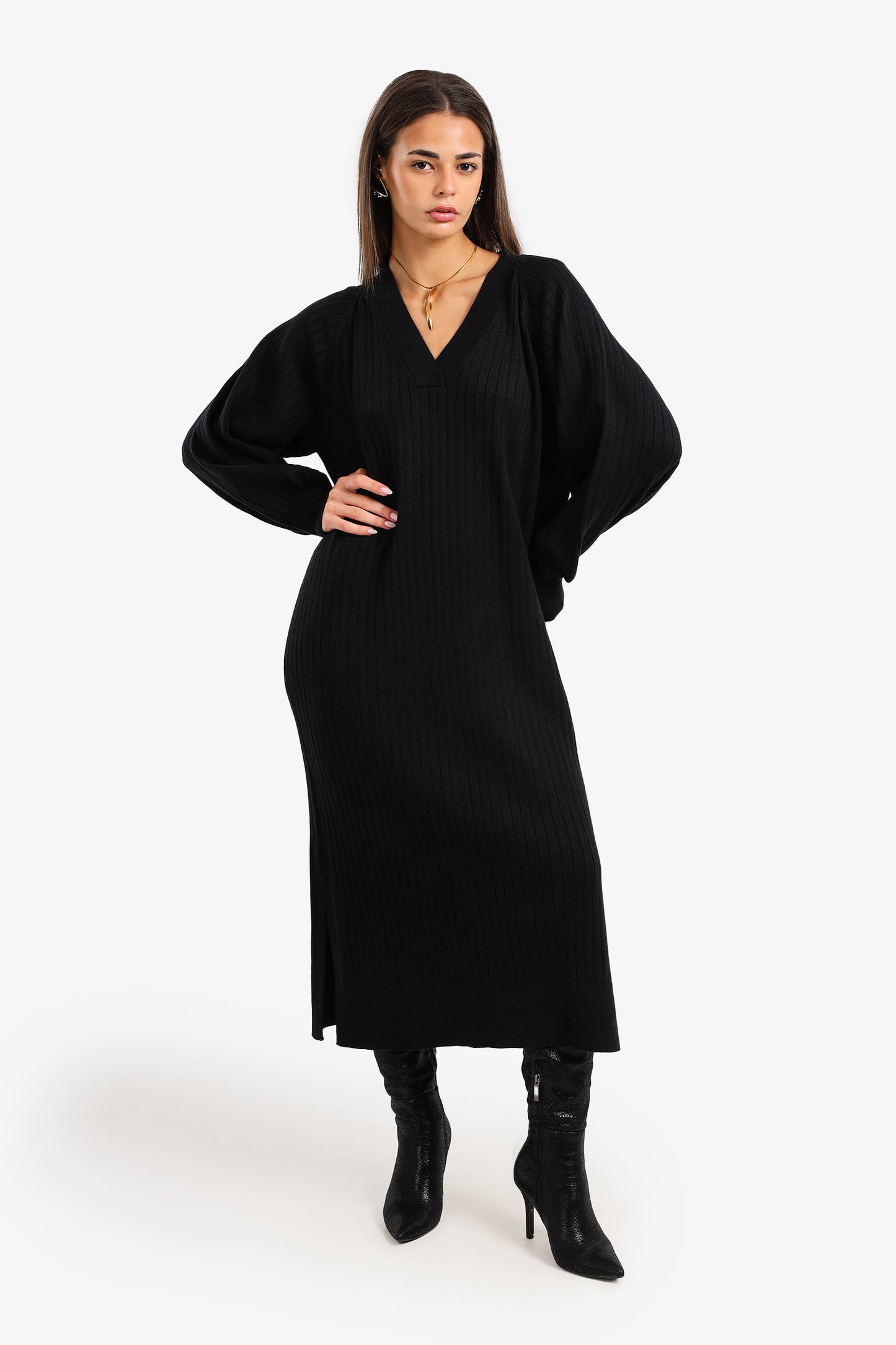 فستان ميدي مضلع وياقة V