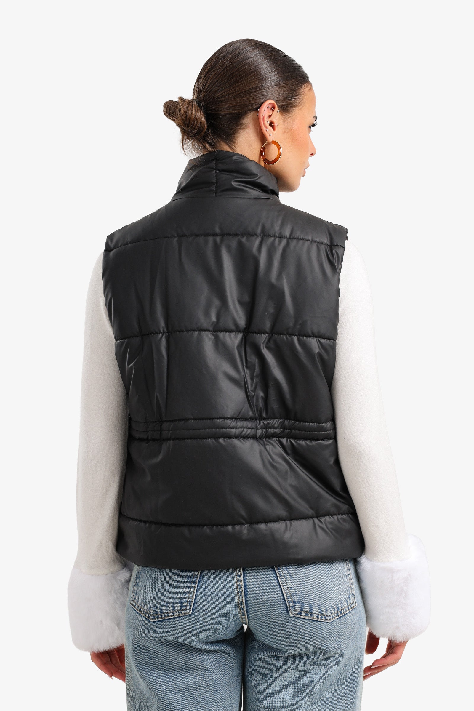 فيست منفوخ برقبة عالية