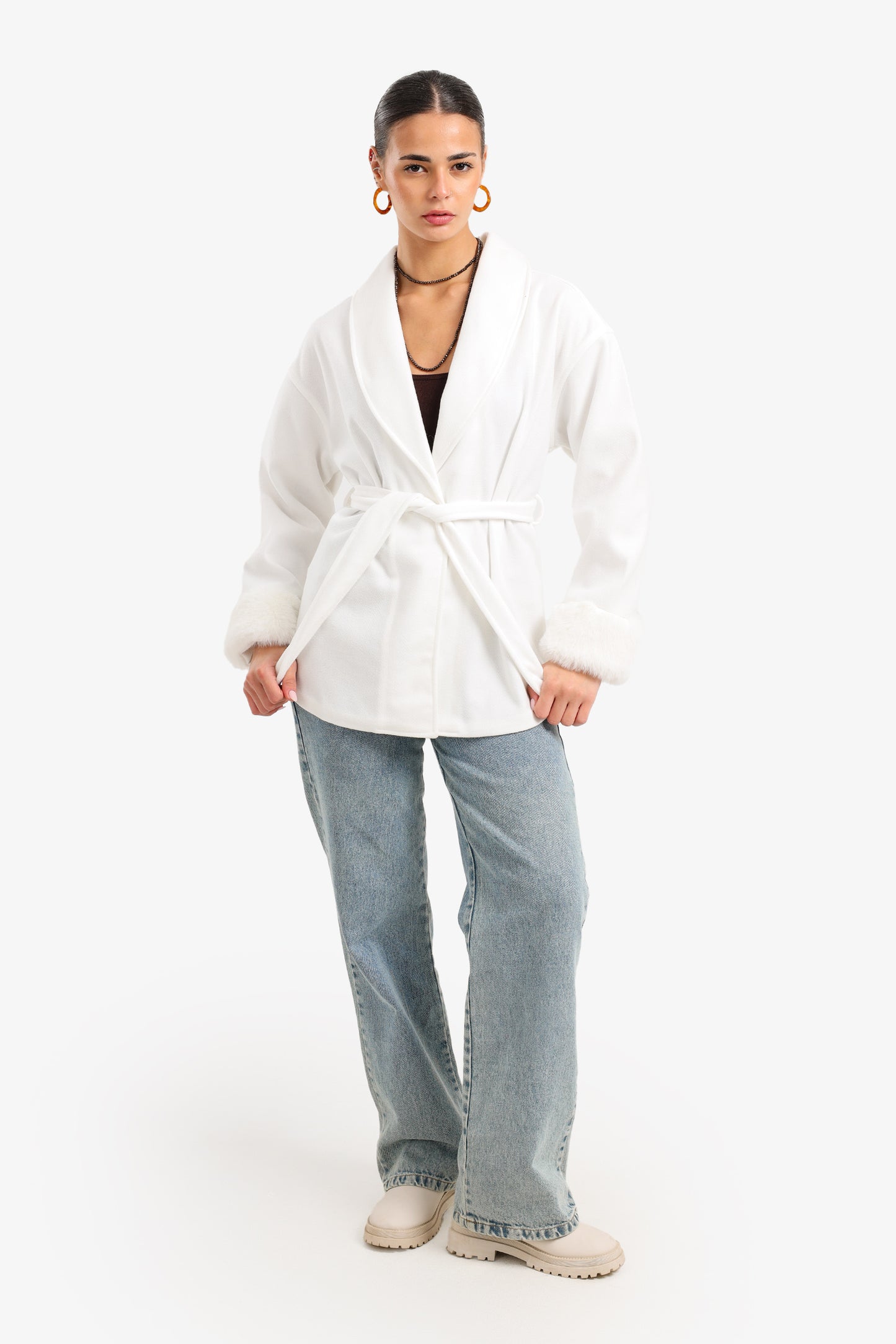 جاكيت برباط بياقة منسدلة