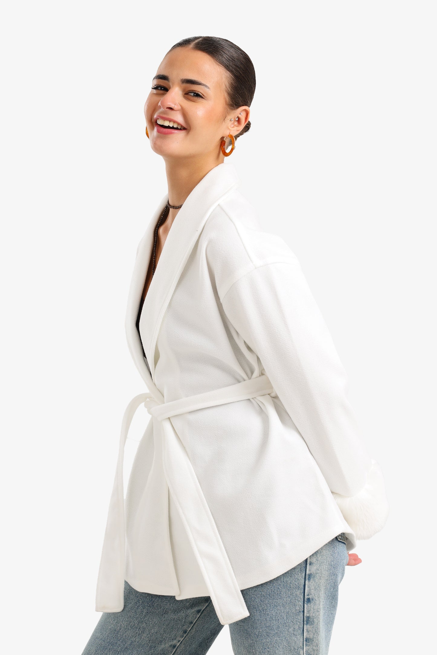 جاكيت برباط بياقة منسدلة