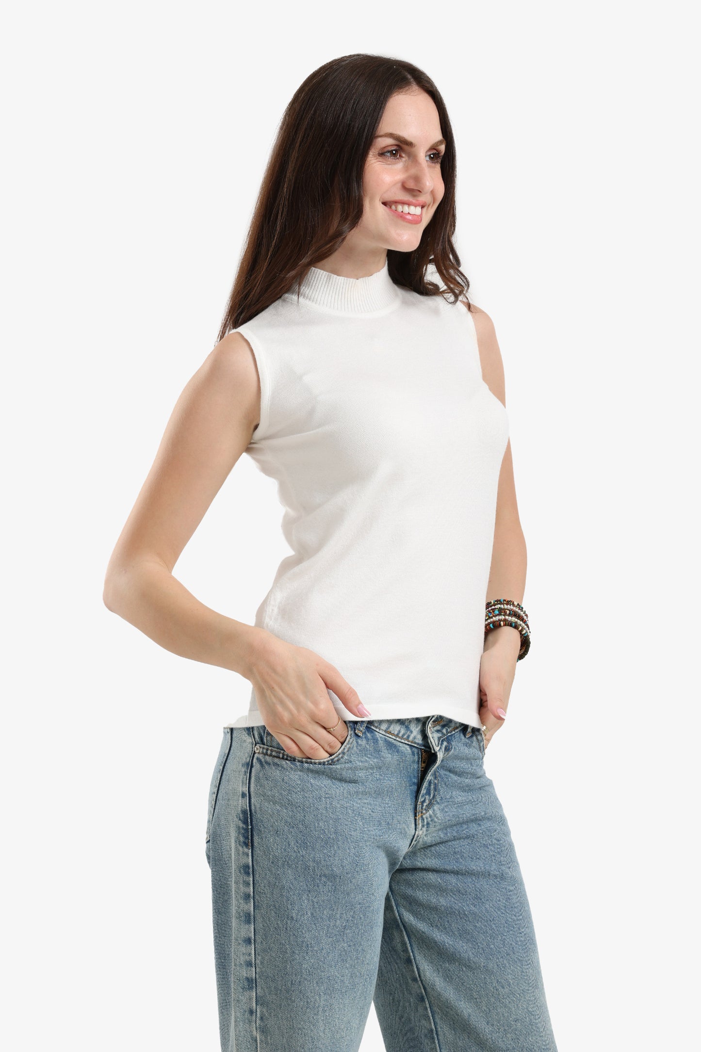 بلوفر بدون أكمام سهل الارتداء