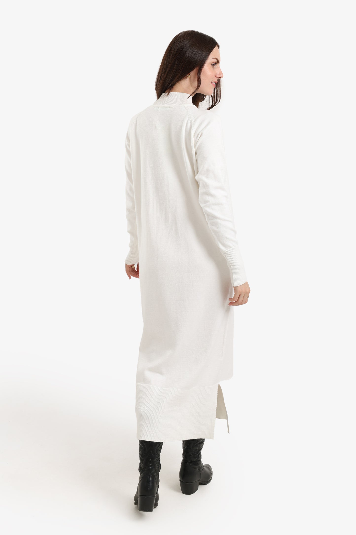 فستان متوسط الطول برقبة عالية