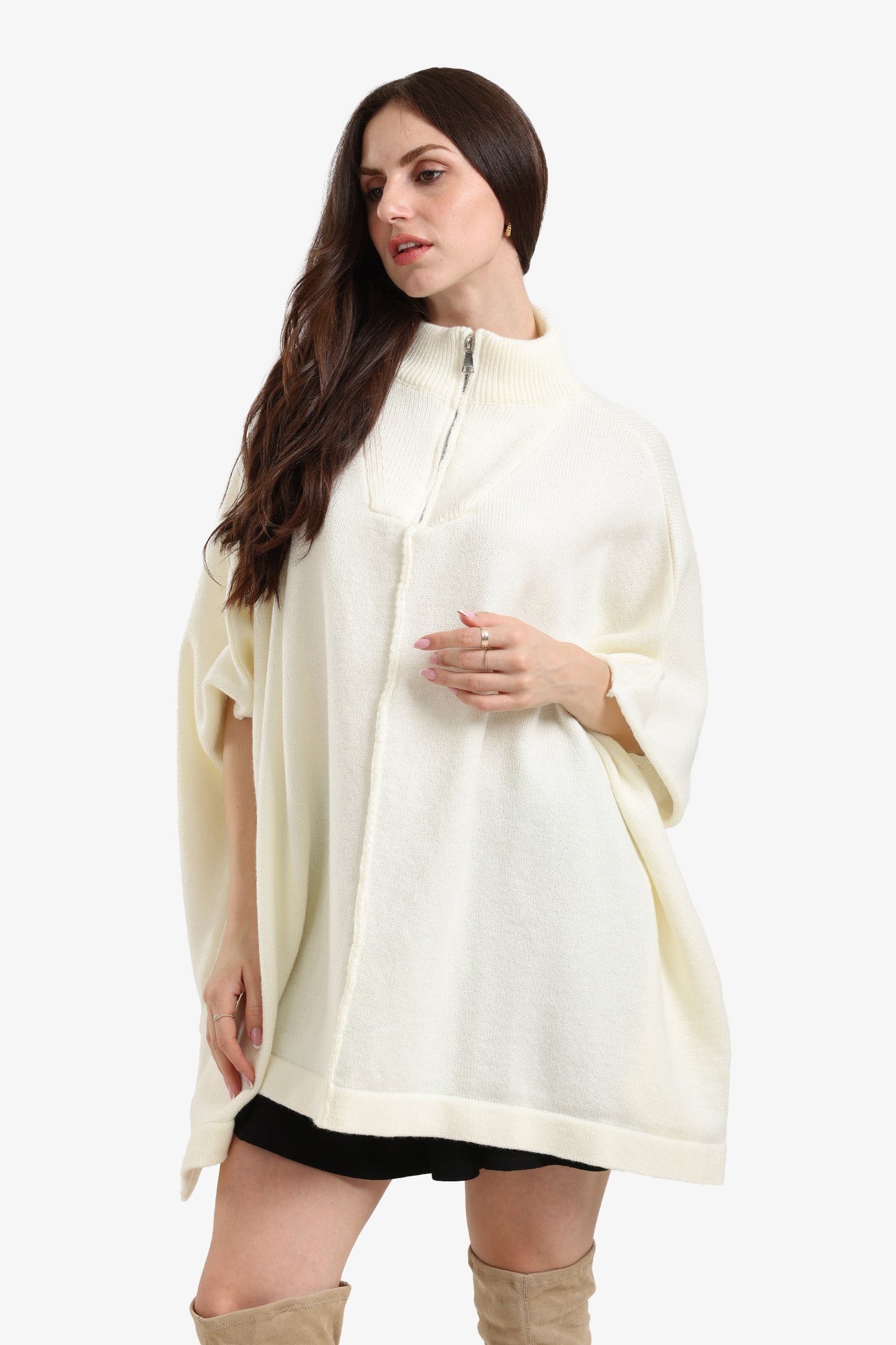 سويتر بونشو واسع