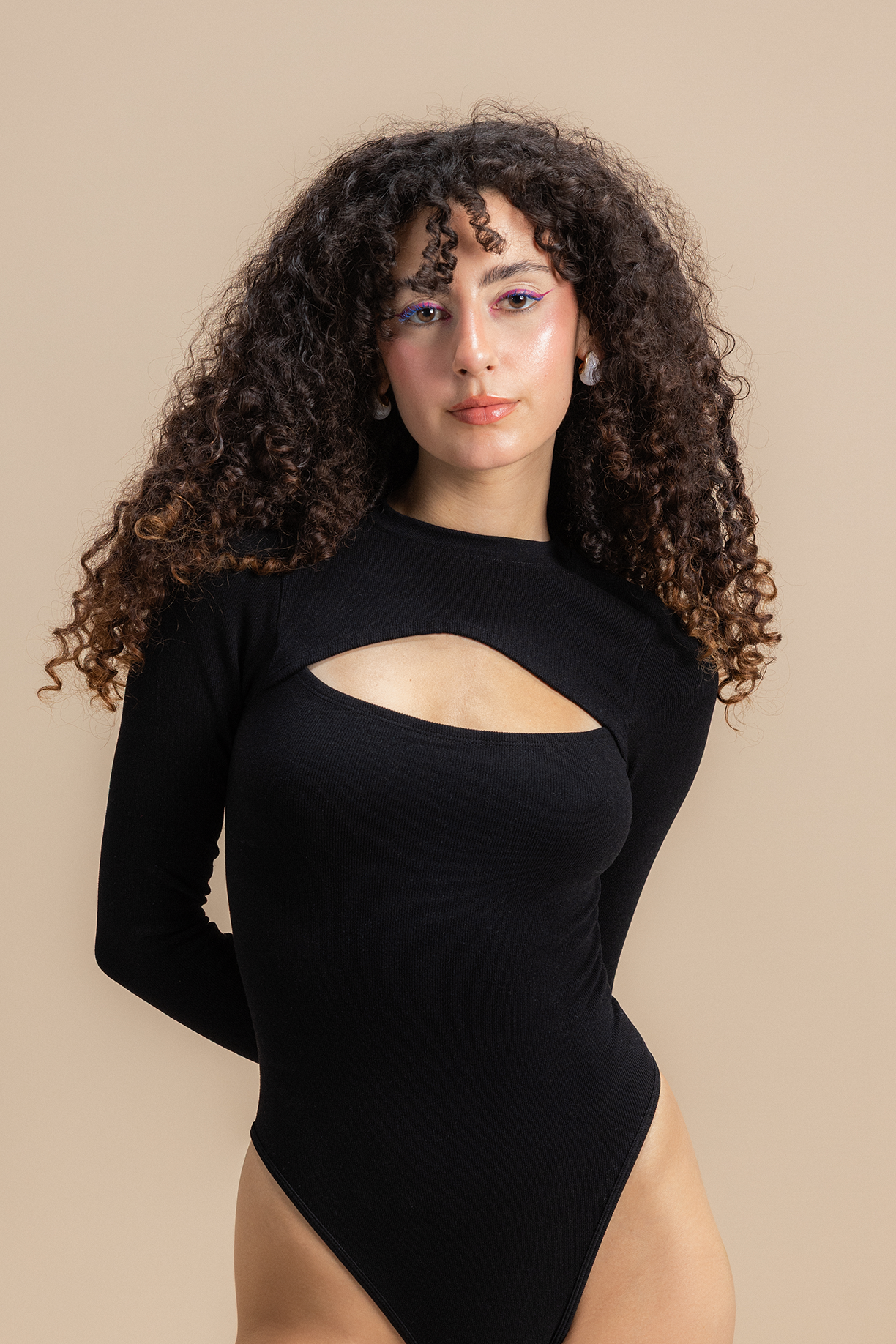 بودي سوت بفتحة أمامية 