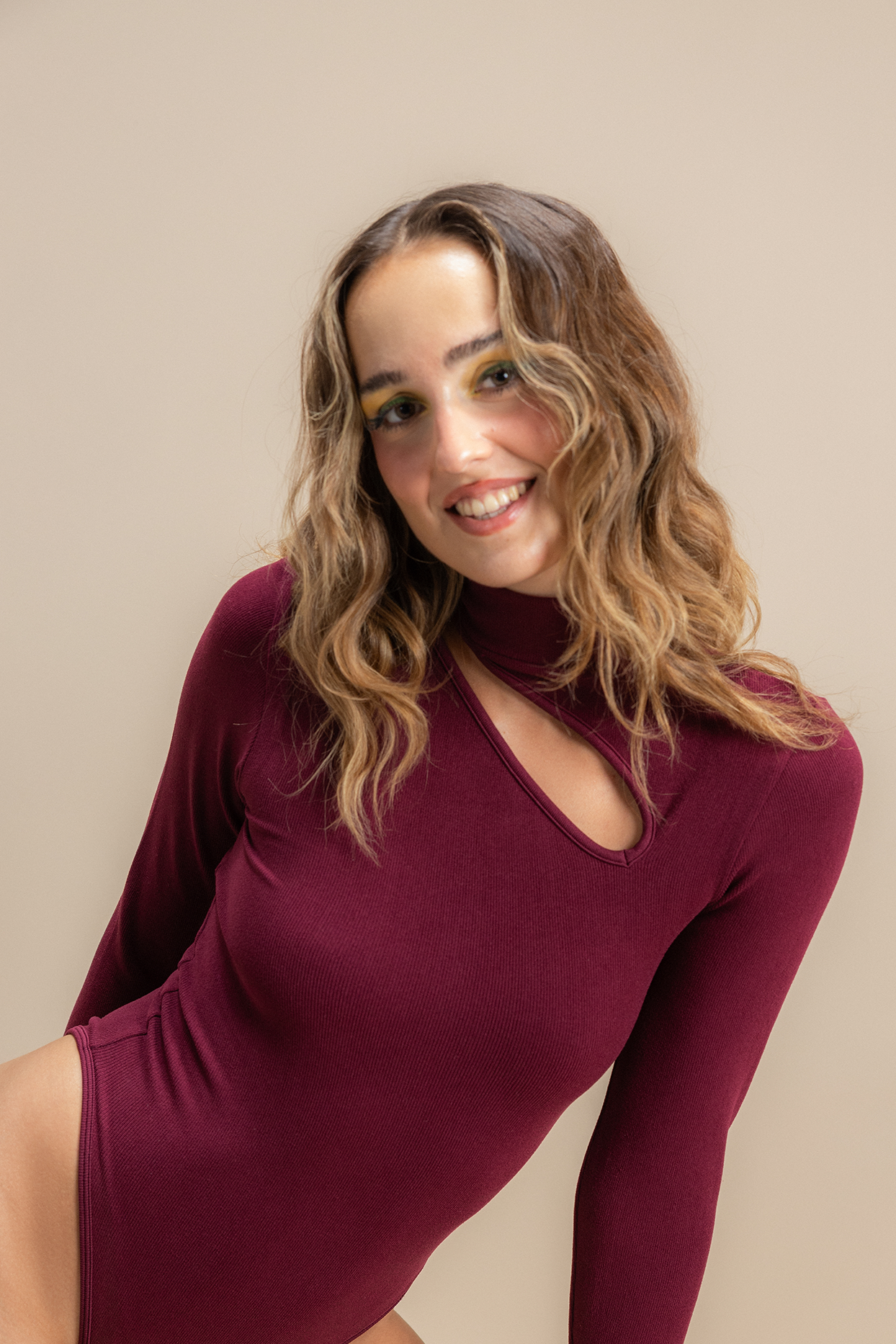 بودي سوت ميكروفايبر مضلع بفتحة 