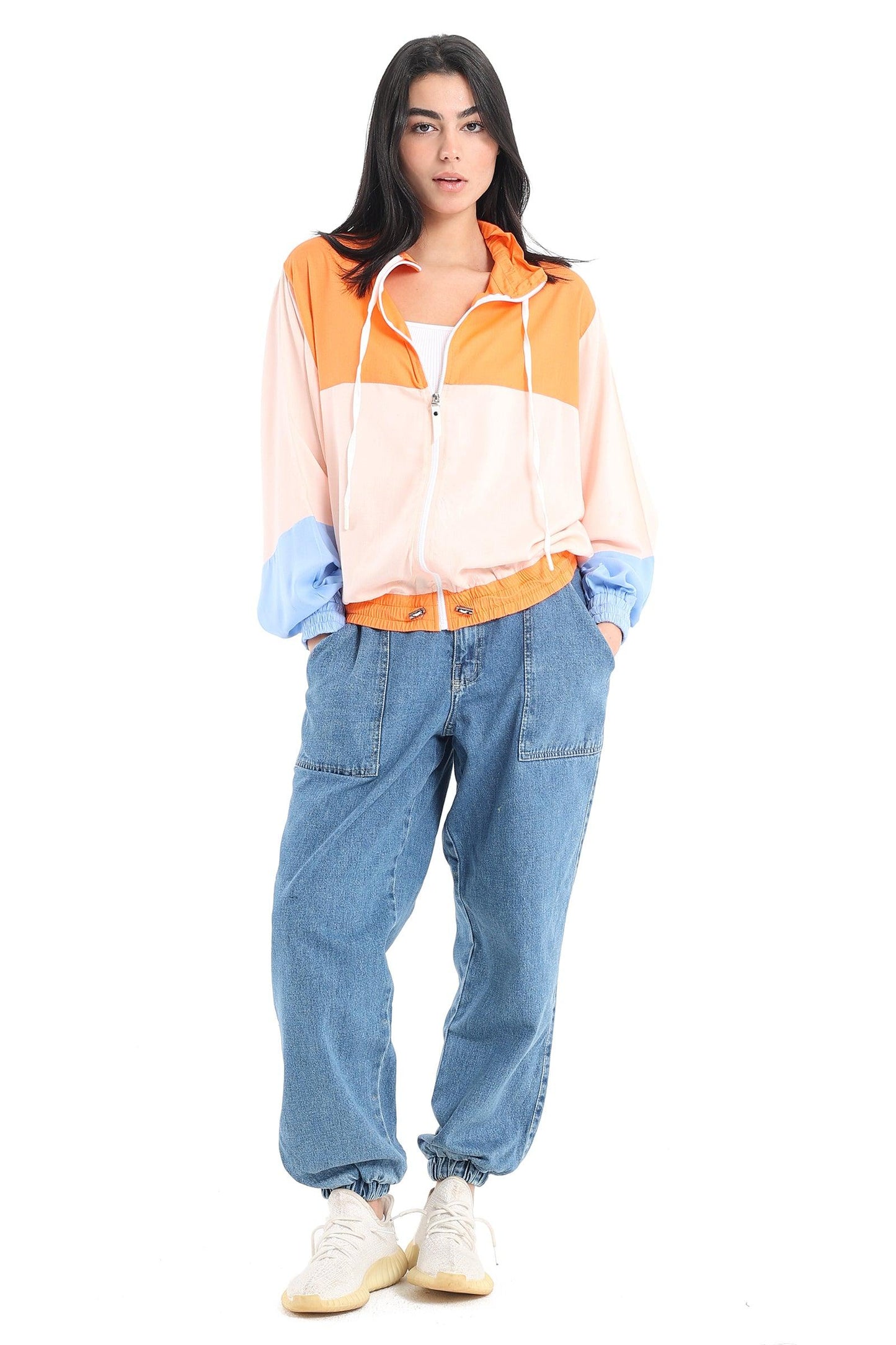 جاكيت خفيف بثلاثة ألوان