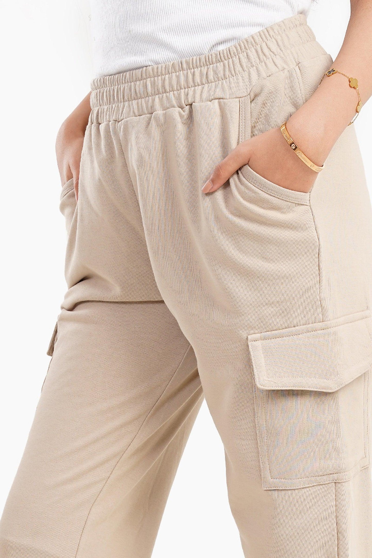 سويت بانتس هاي ويست بجيوب