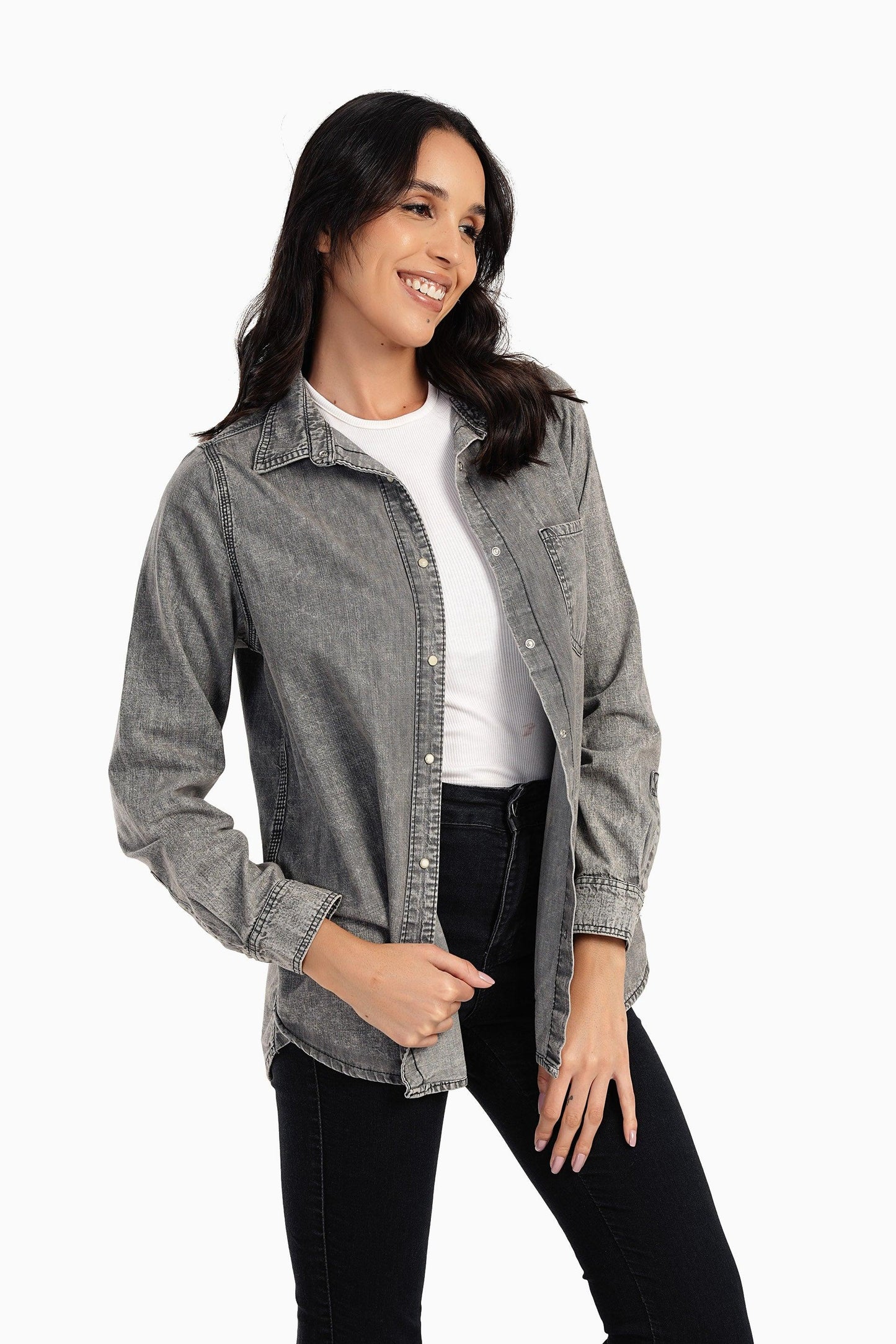 قميص جينز بكباسين