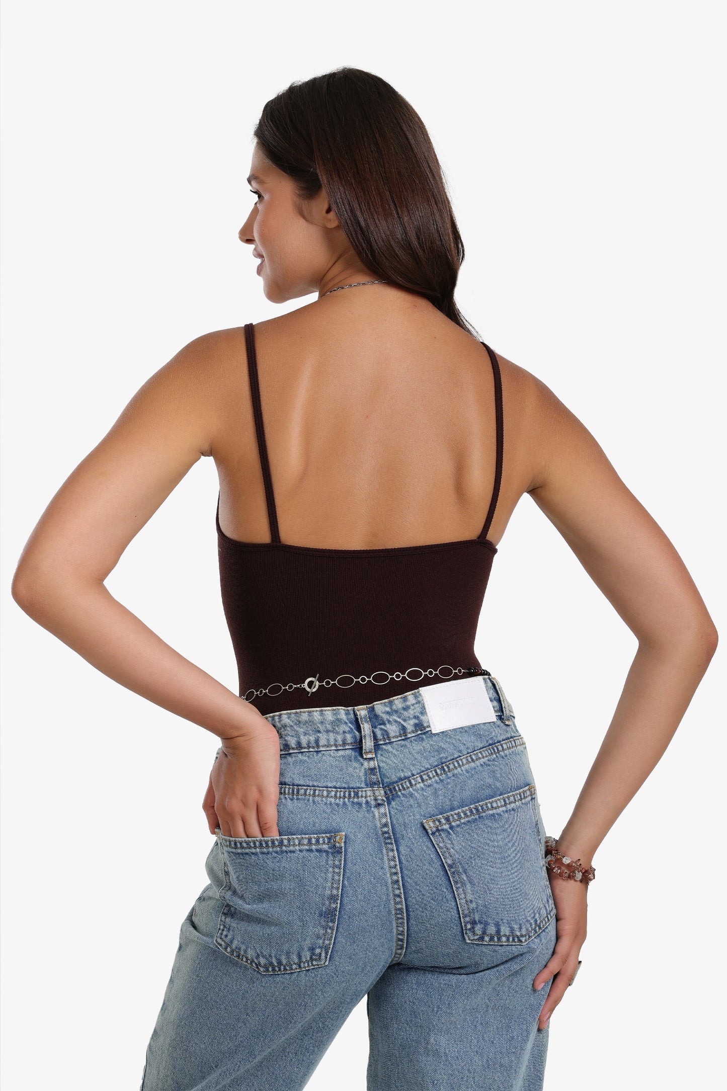 بودي سوت بحمالات رفيعة