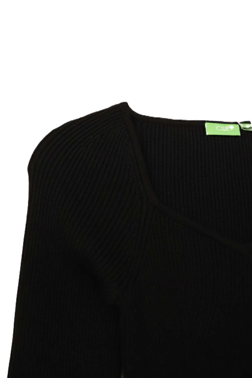 Ribbed Heart Neck Pullover