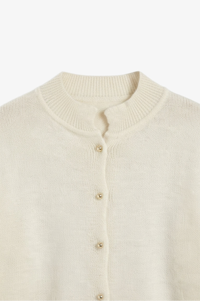 كارديجان تريكو بأزرار أمامية