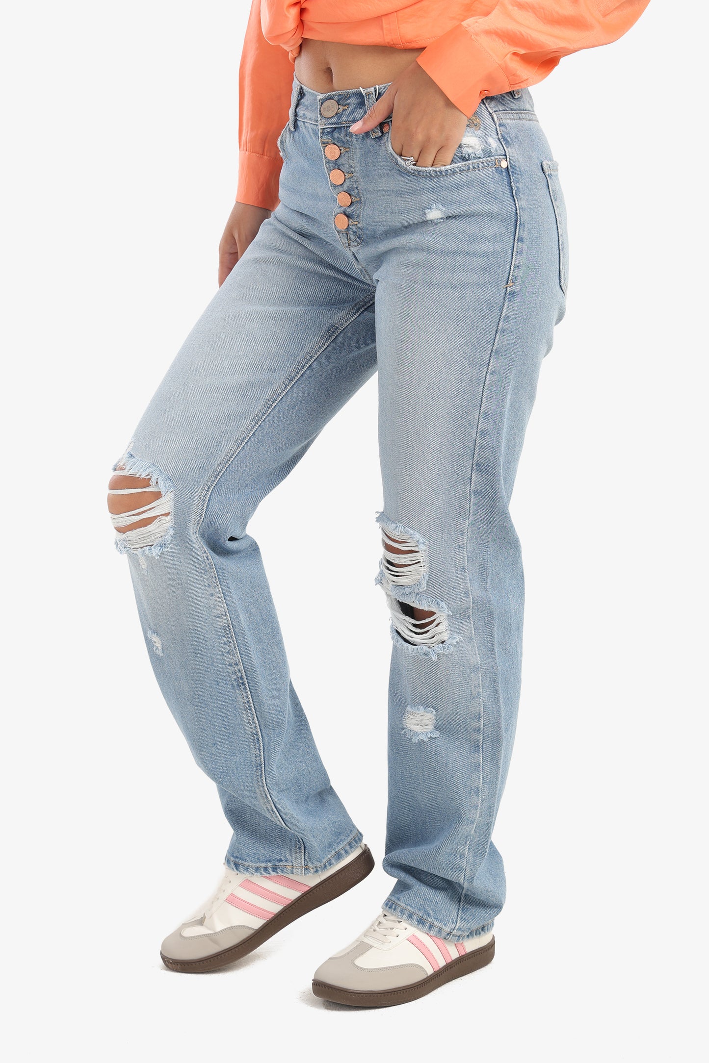 Ripped Straight Cut Jeans