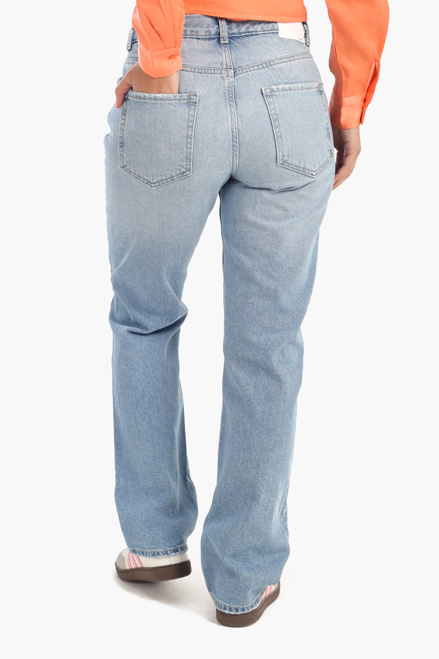 Ripped Straight Cut Jeans