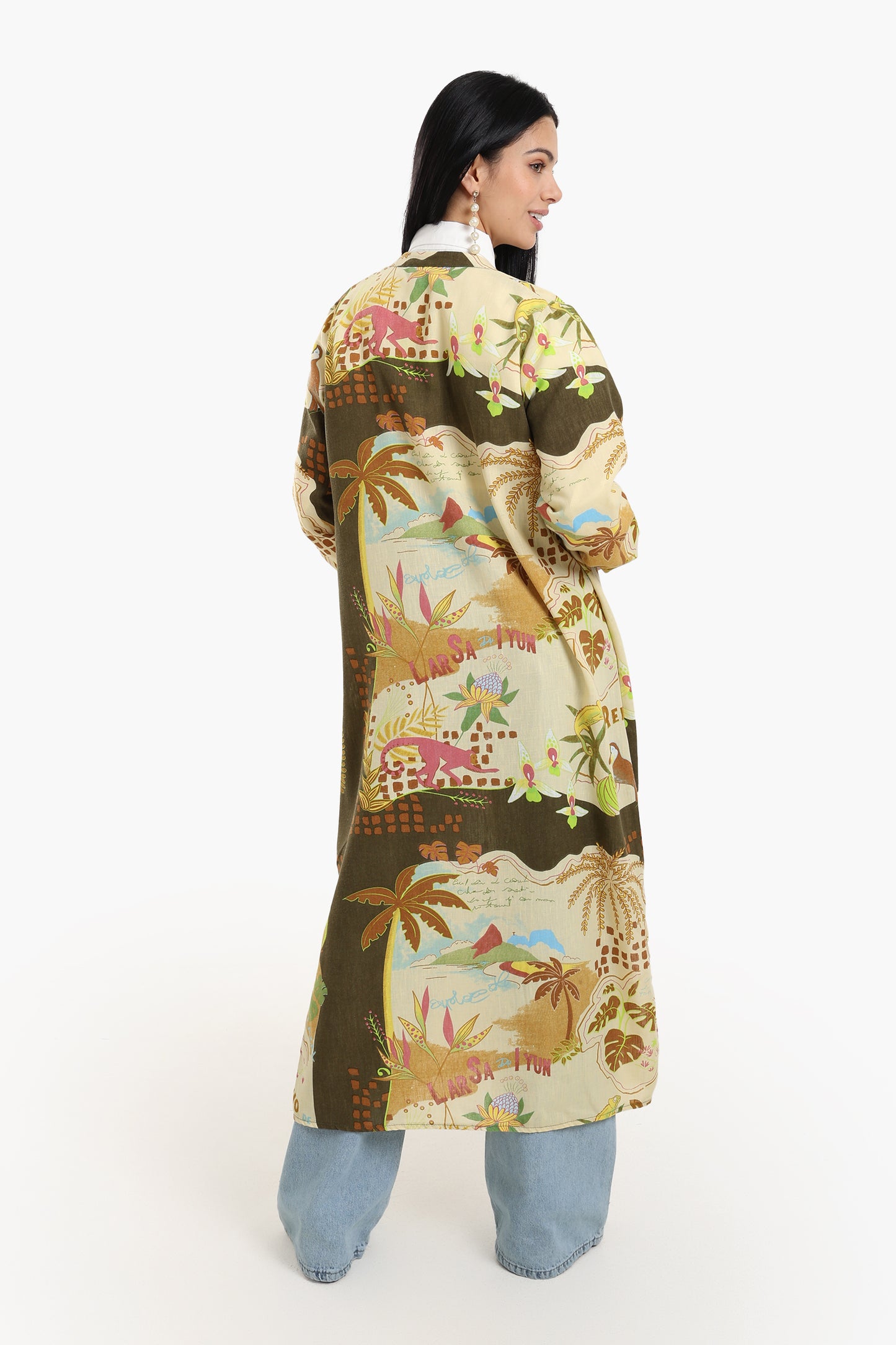 فستان بتصميم قميص بياقة ماندرين 