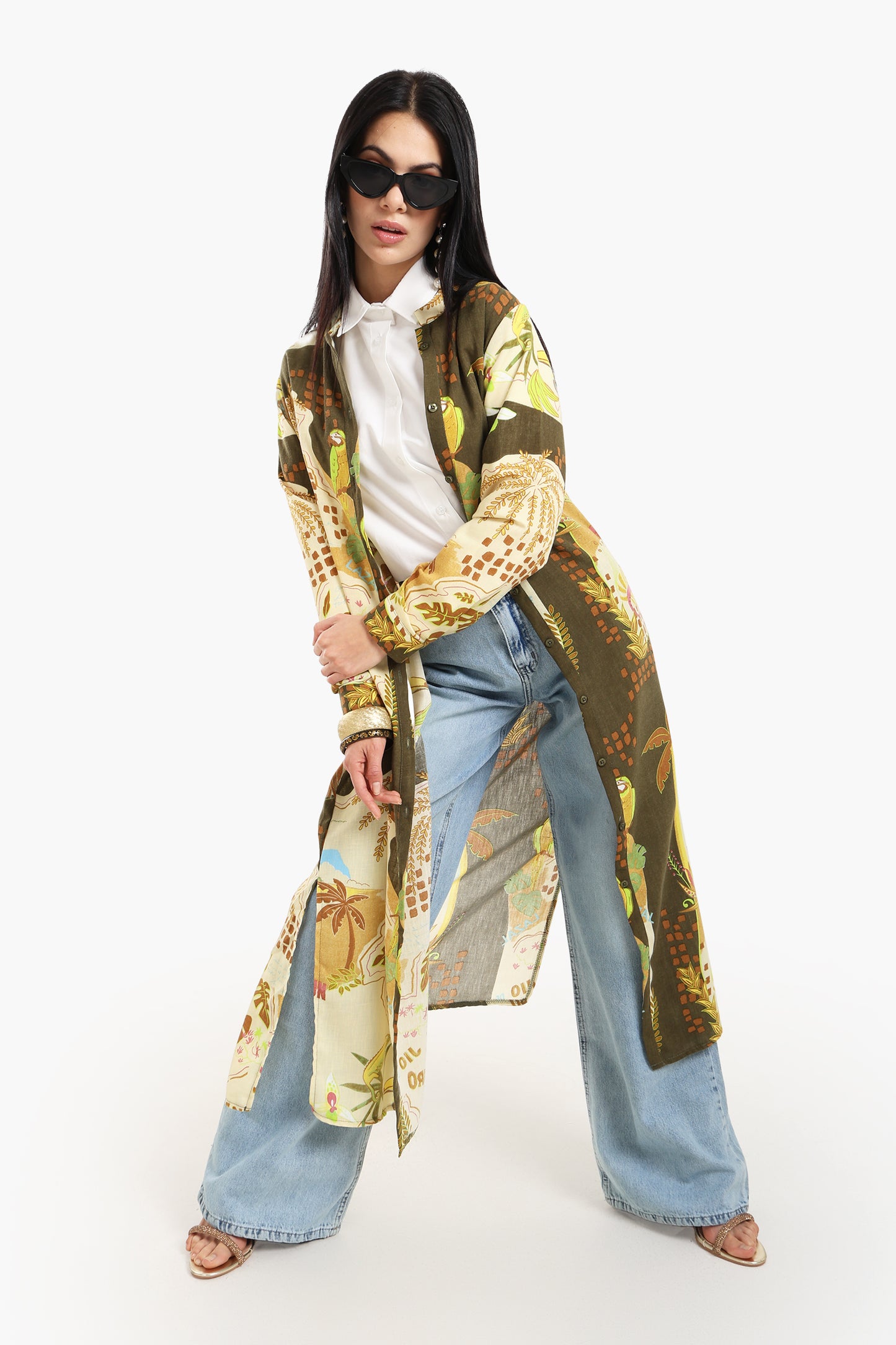 فستان بتصميم قميص بياقة ماندرين 