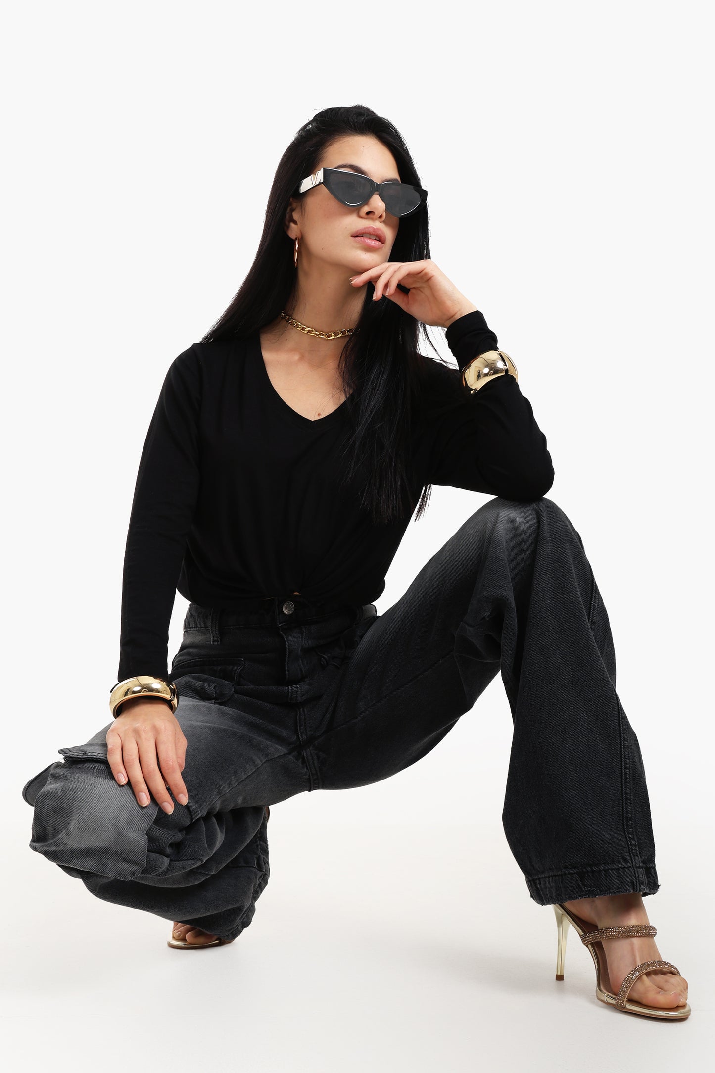 بنطلون جينز رمادي غامق 