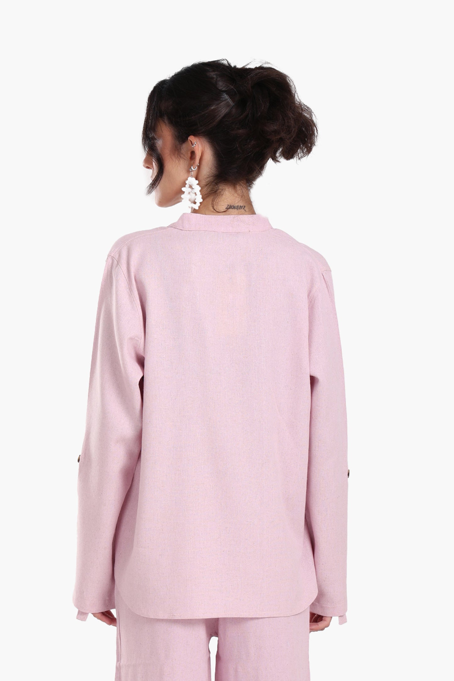 بلوزة مريحة بقصة واسعة