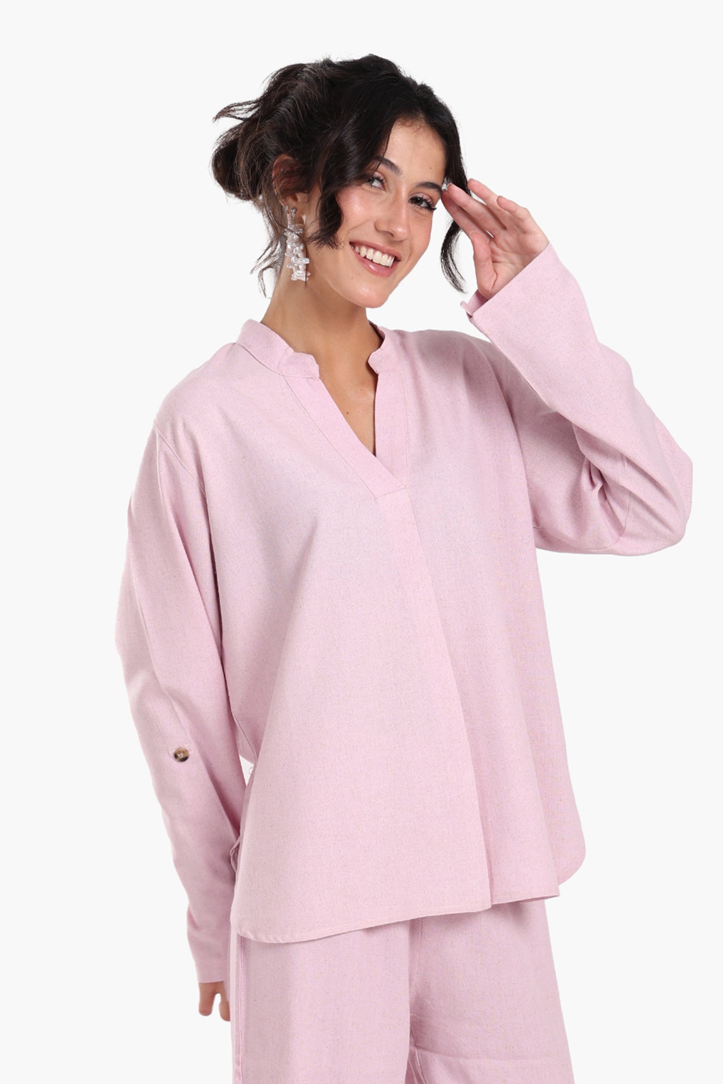 بلوزة مريحة بقصة واسعة