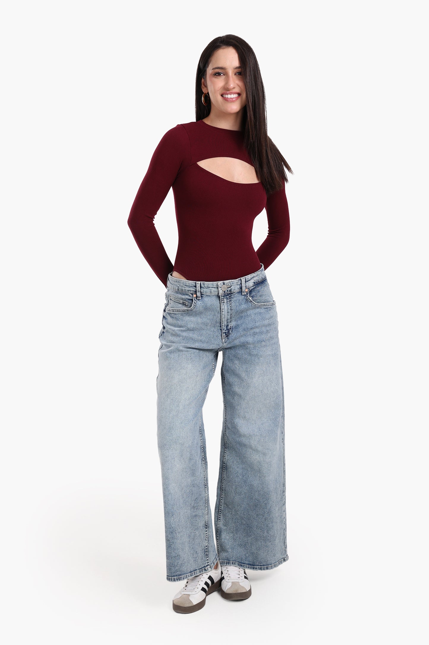 بودي سوت بفتحة أمامية 