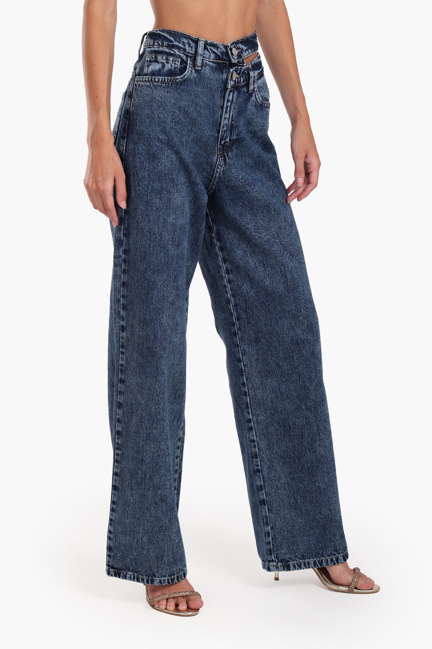 بنطلون جينز واسع بخصر مفتوح 