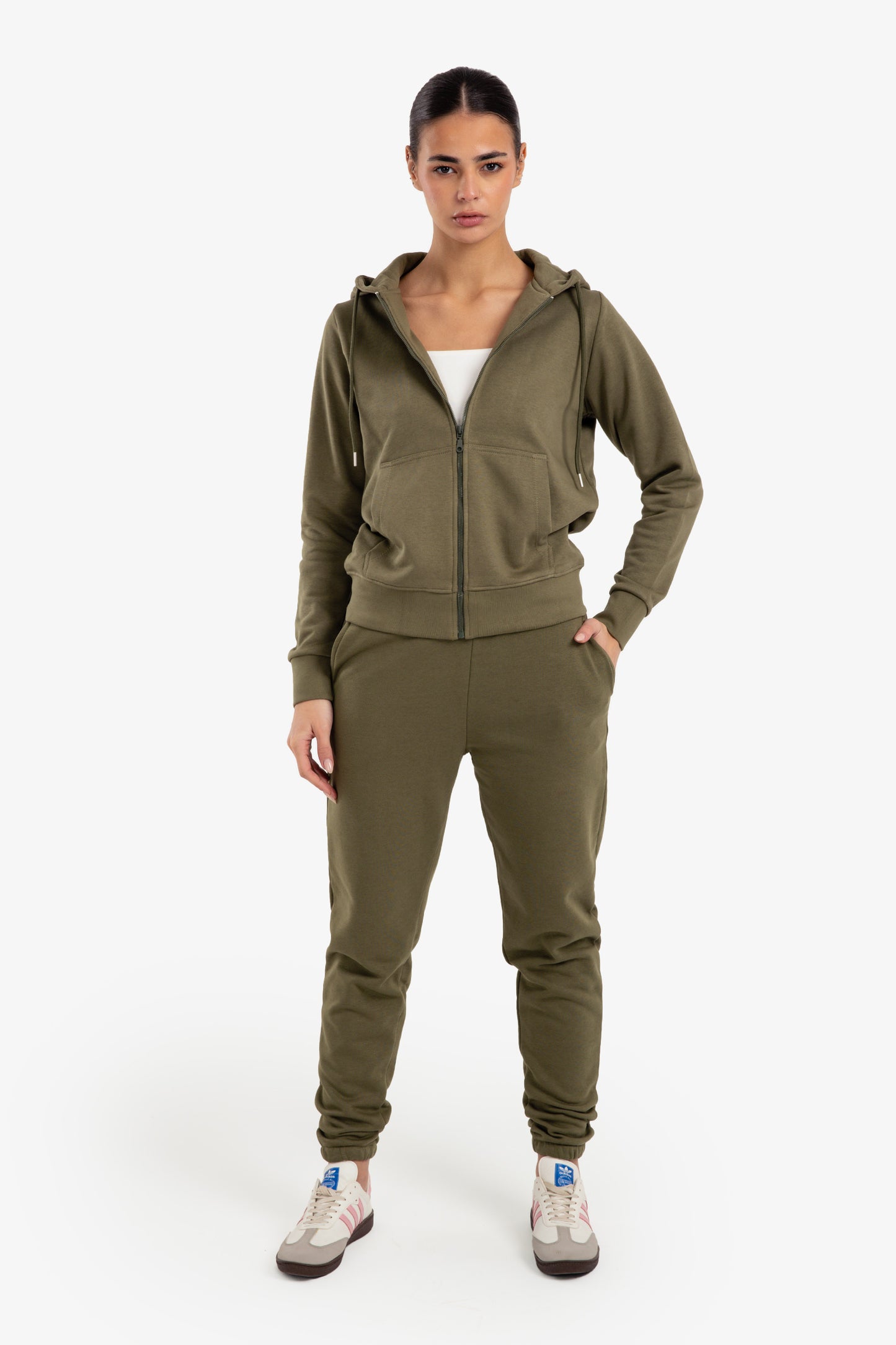 بنطلون مريح بقصة عادية