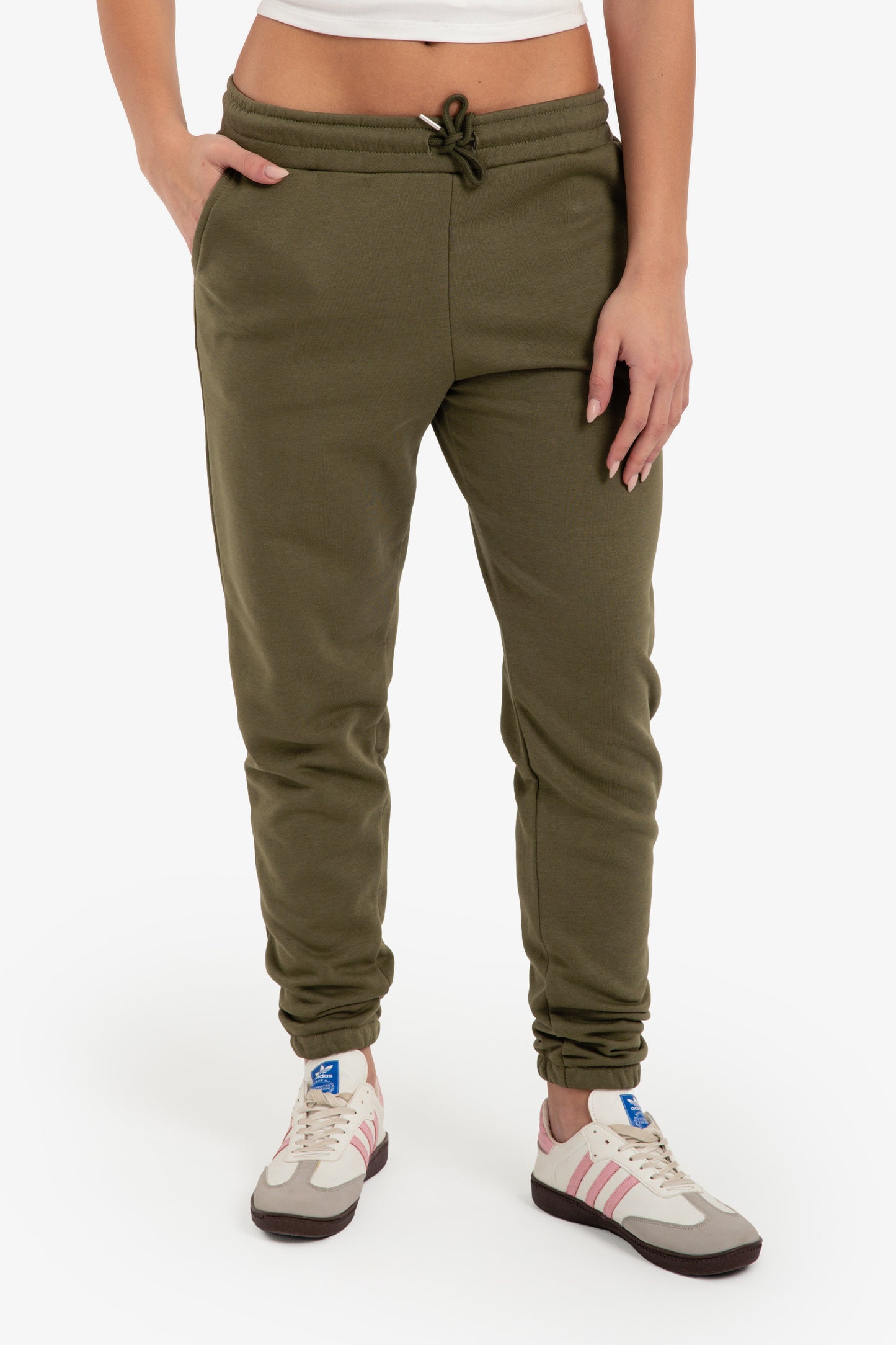 بنطلون مريح بقصة عادية