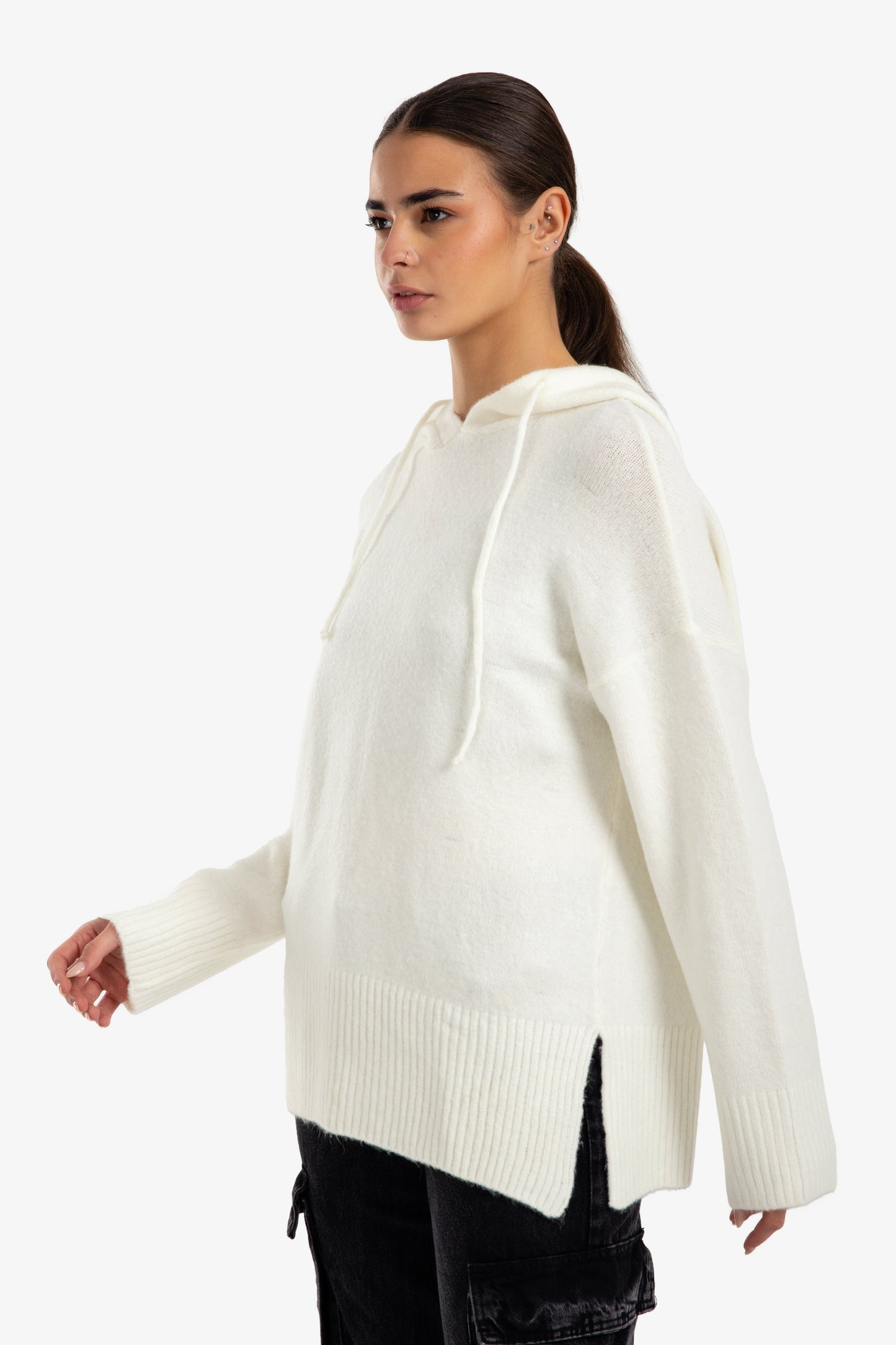 سويت شيرت صوف بكابيشو