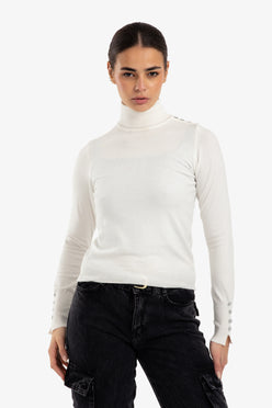 Stitched Buttoned Slim Pullover