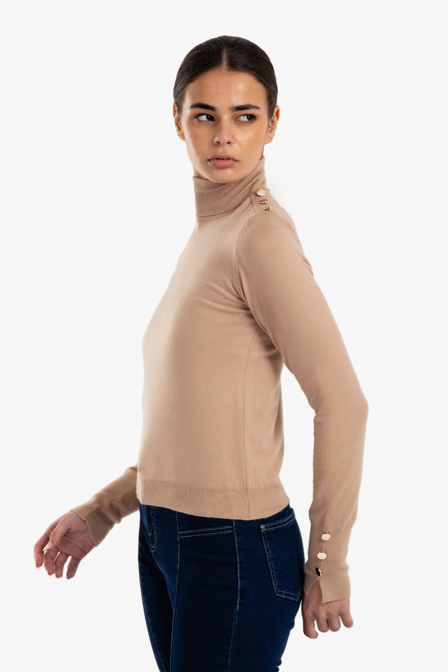 Stitched Buttoned Slim Pullover