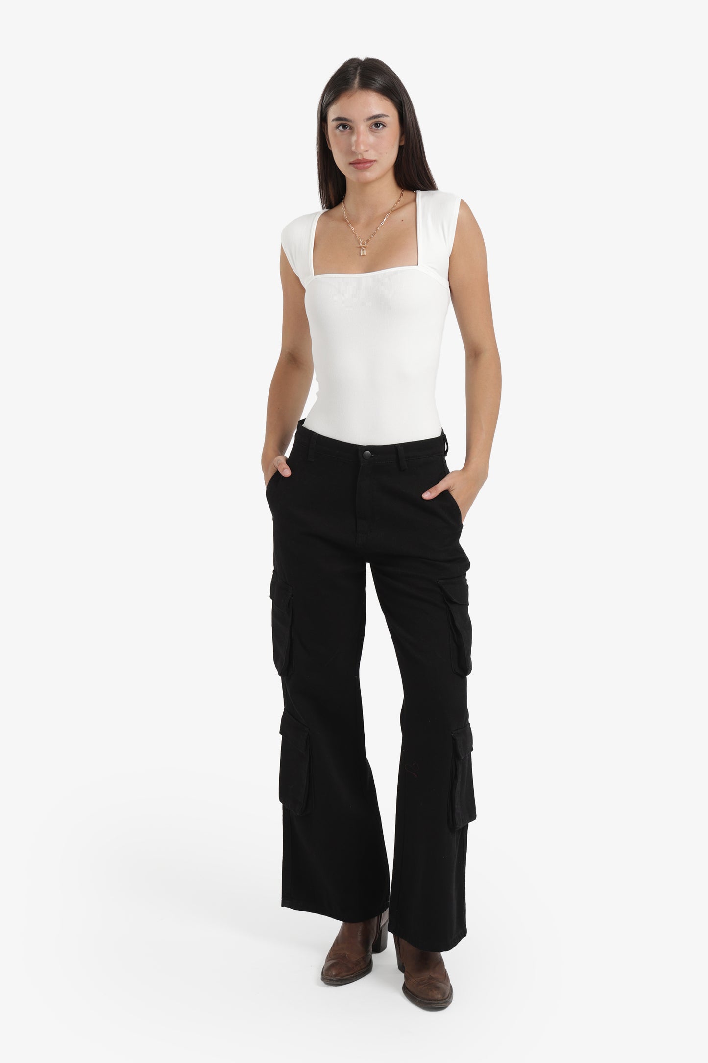 بودي سوت بفتحة أمامية