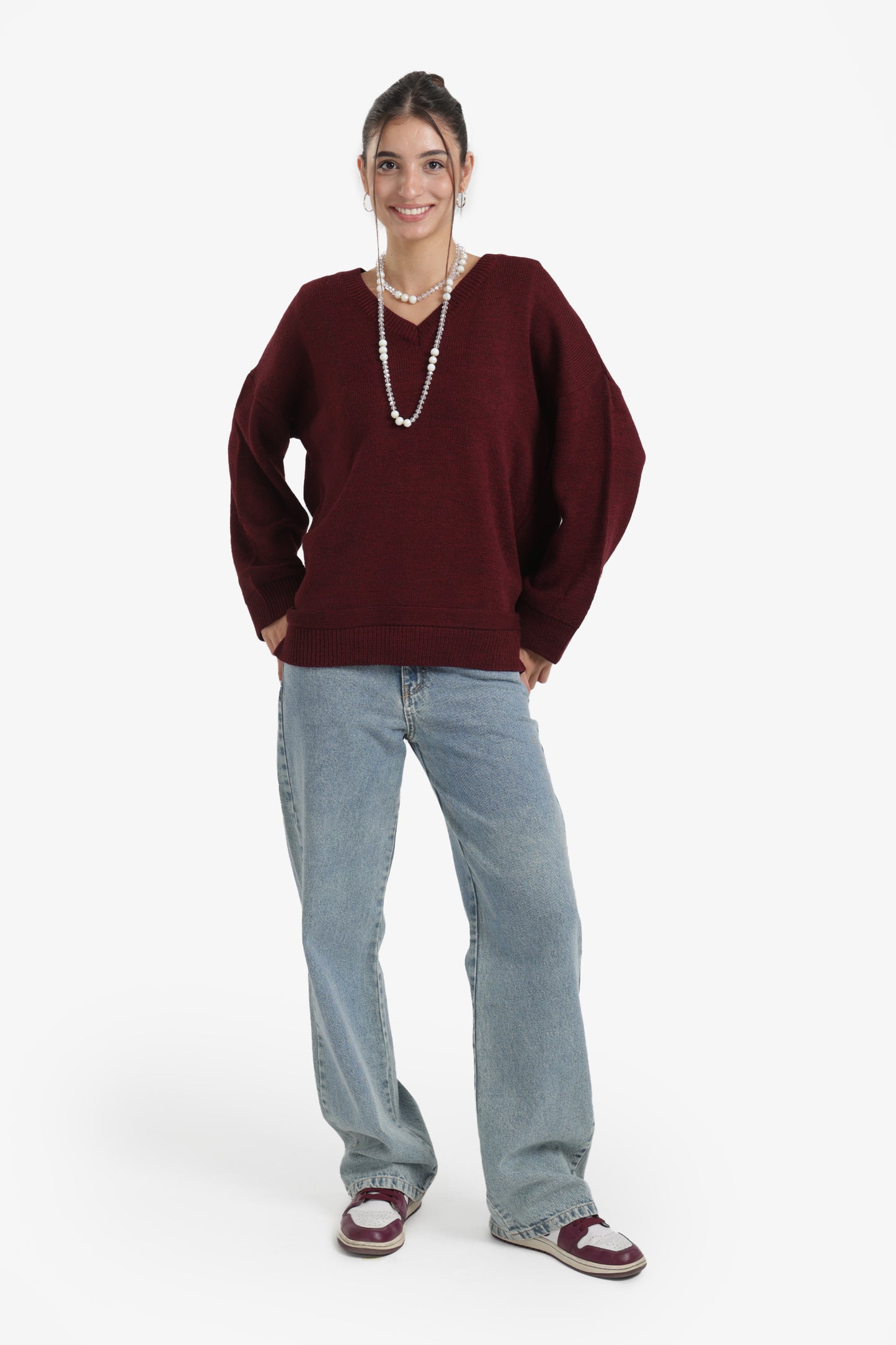 بلوفر مضلع بياقة على شكل V