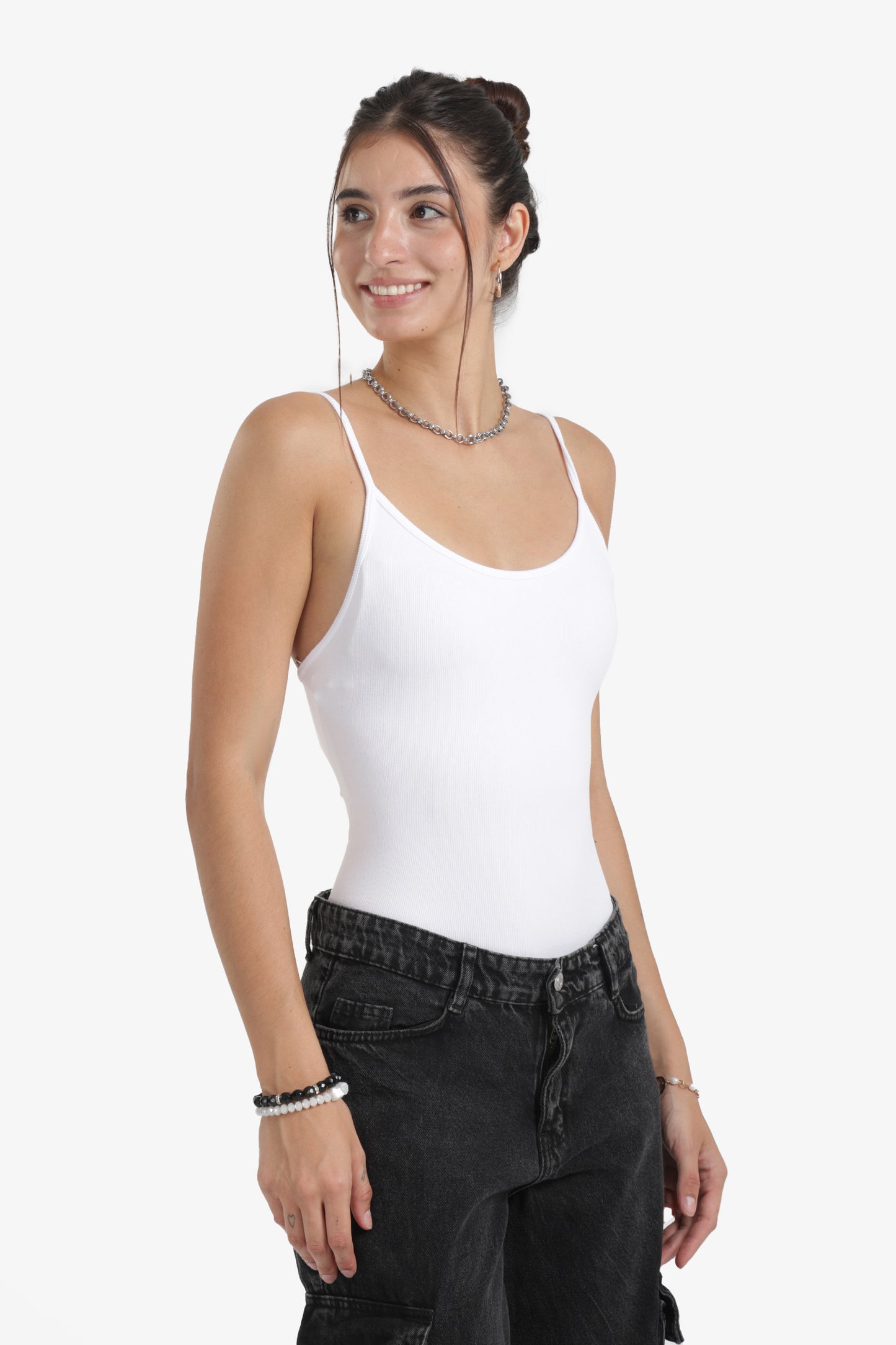 بودي سوت بحمالات رفيعة