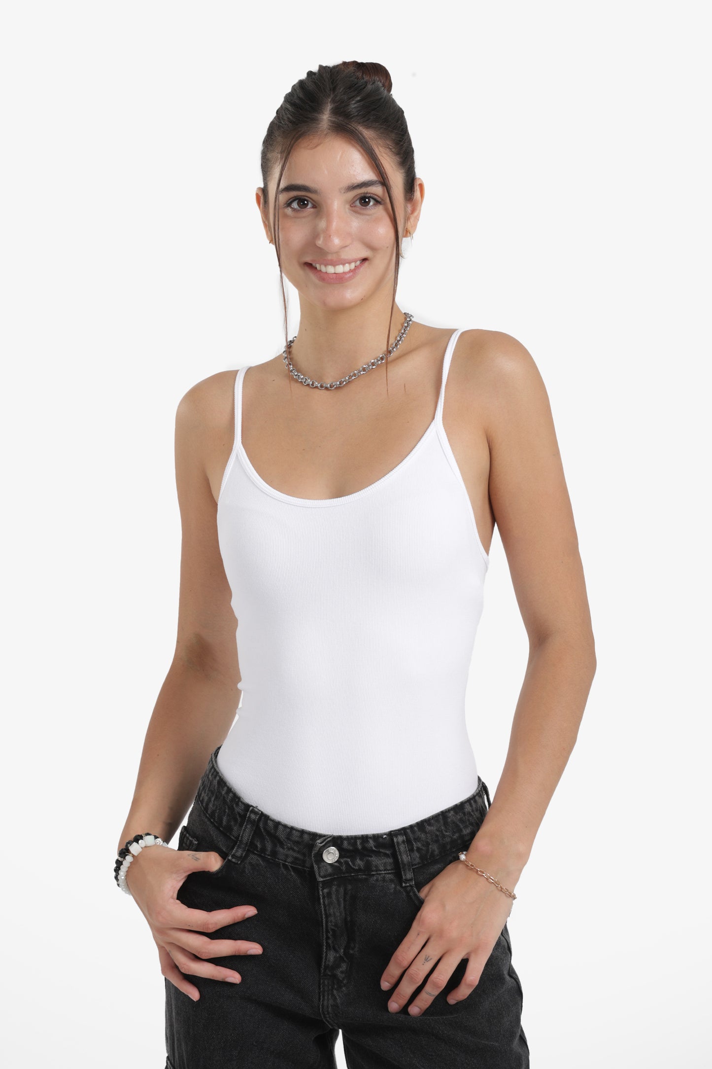 بودي سوت بحمالات رفيعة