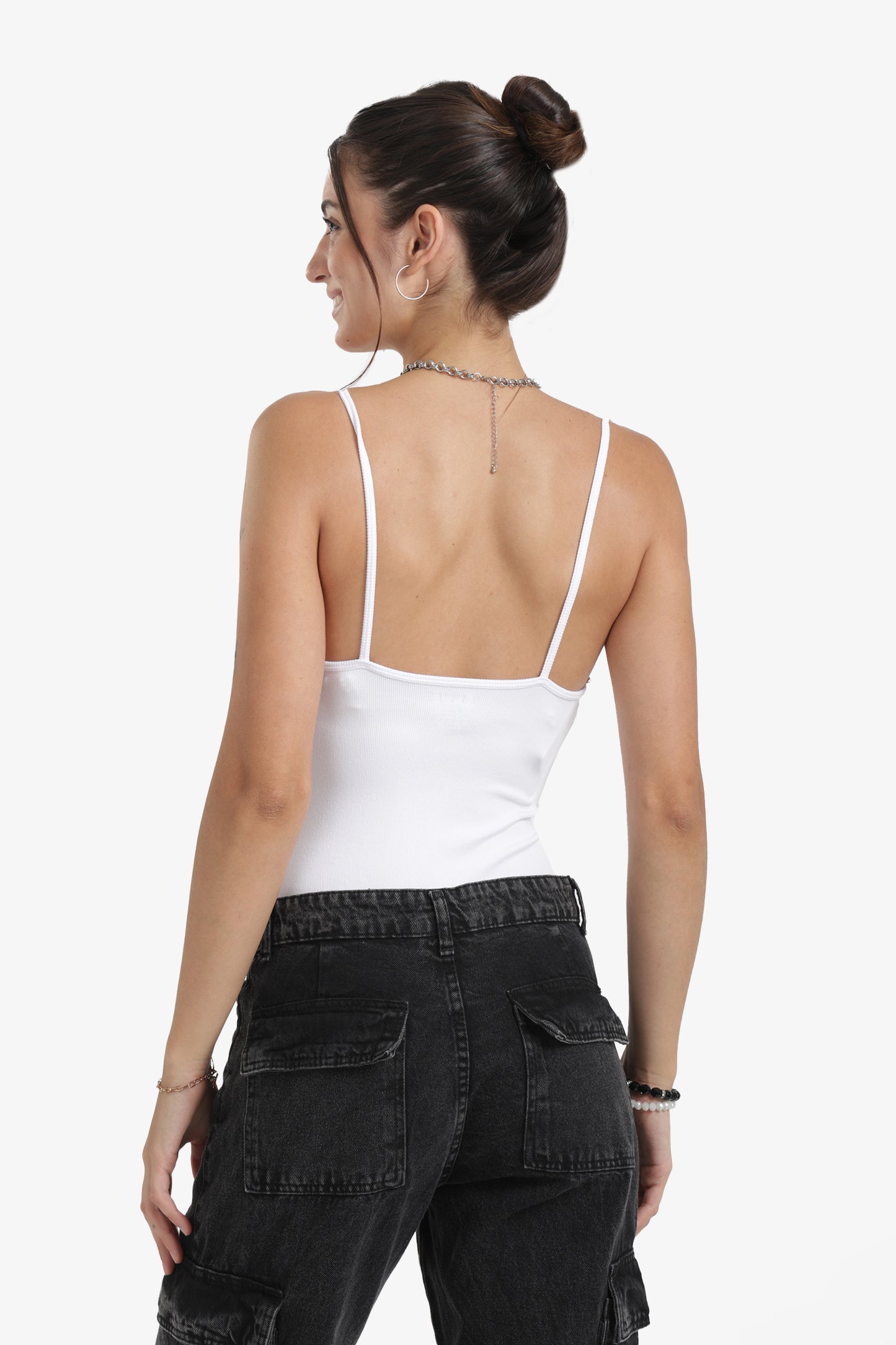 بودي سوت بحمالات رفيعة