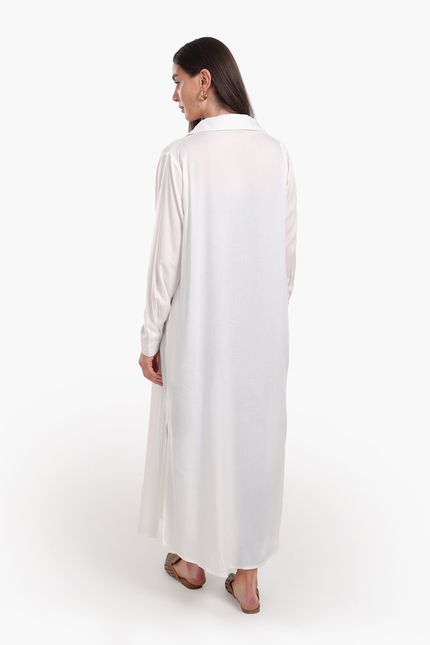 فستان بتصميم قميص بياقة V