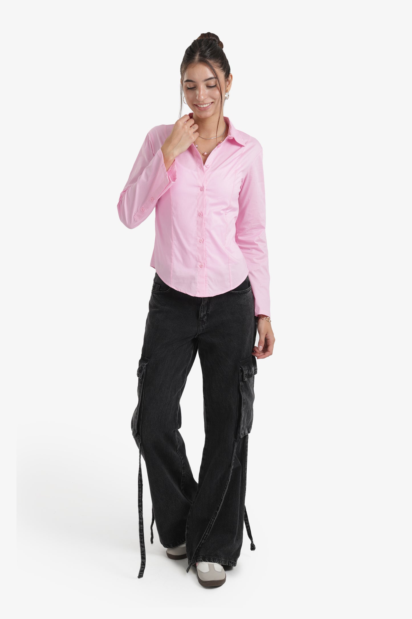 قميص بياقة كلاسيكية