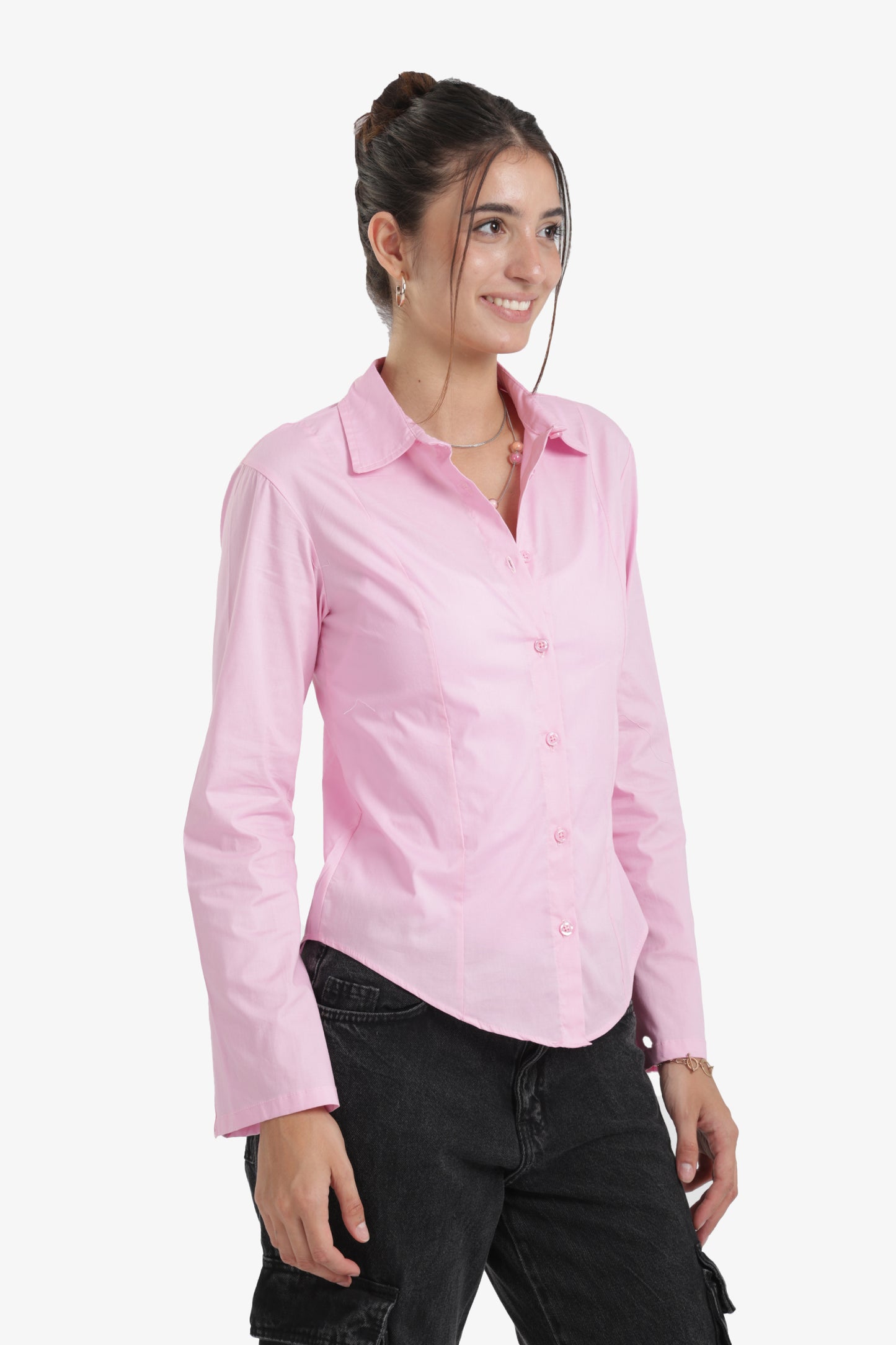 قميص بياقة كلاسيكية