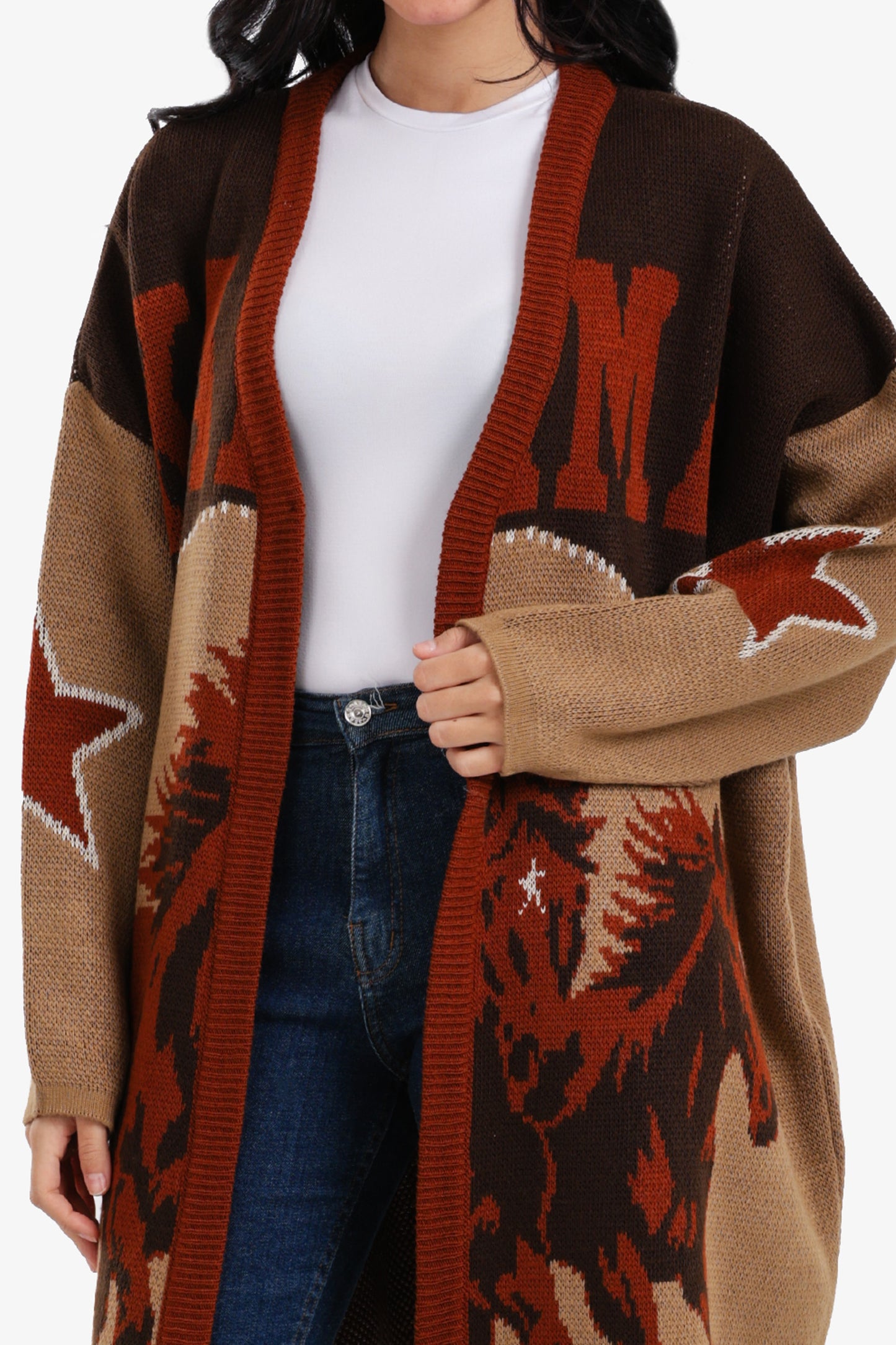 كارديجان مفتوح بطابع غربي