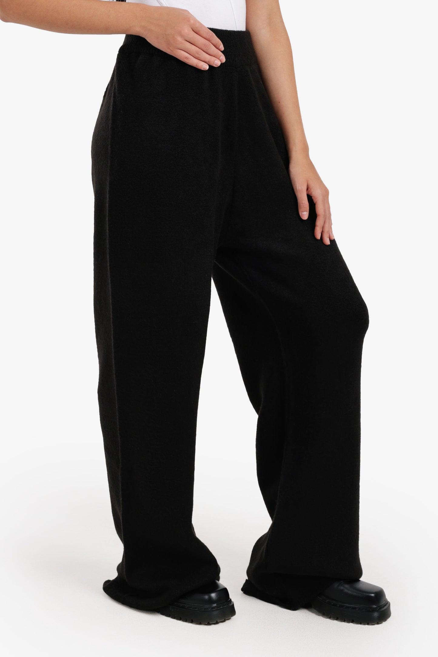 Relaxed Knit Pants
