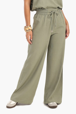 Chic Wide Leg Pants