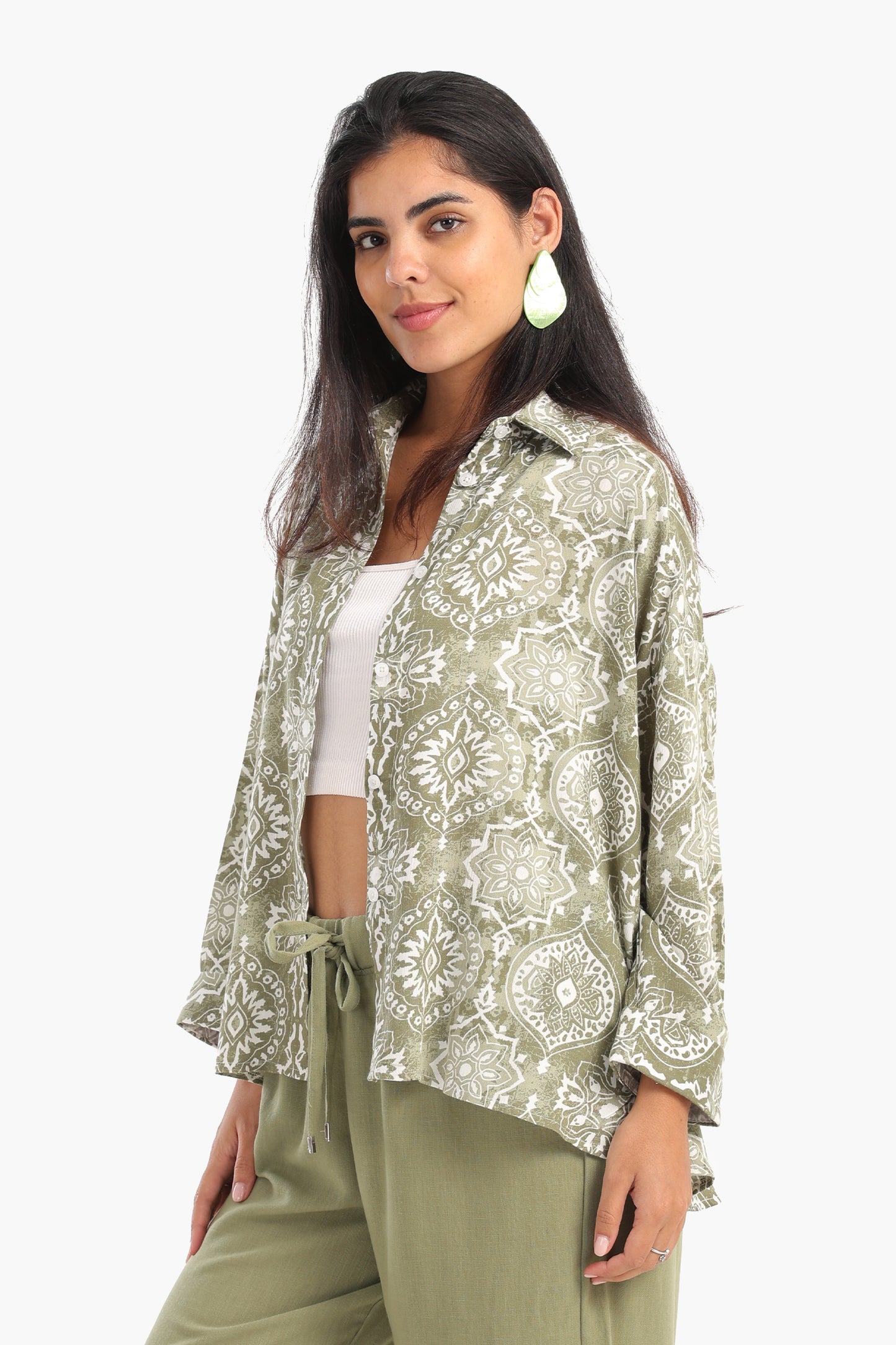 بلوزة كلاسيكية مطبوعة