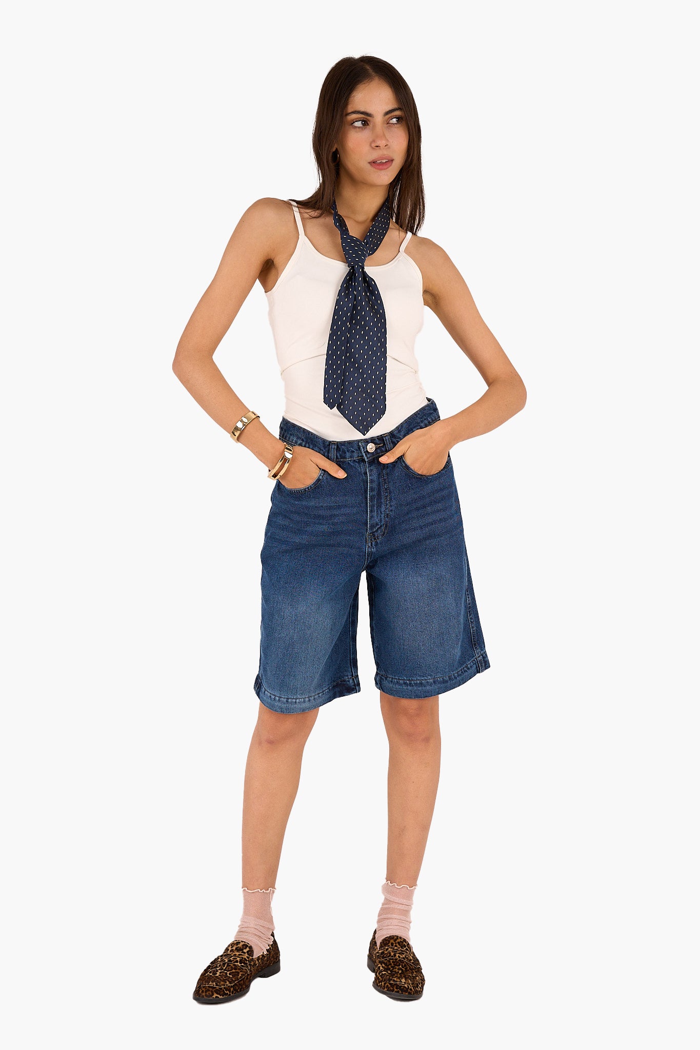 توب تينسل بحمالات رفيعة