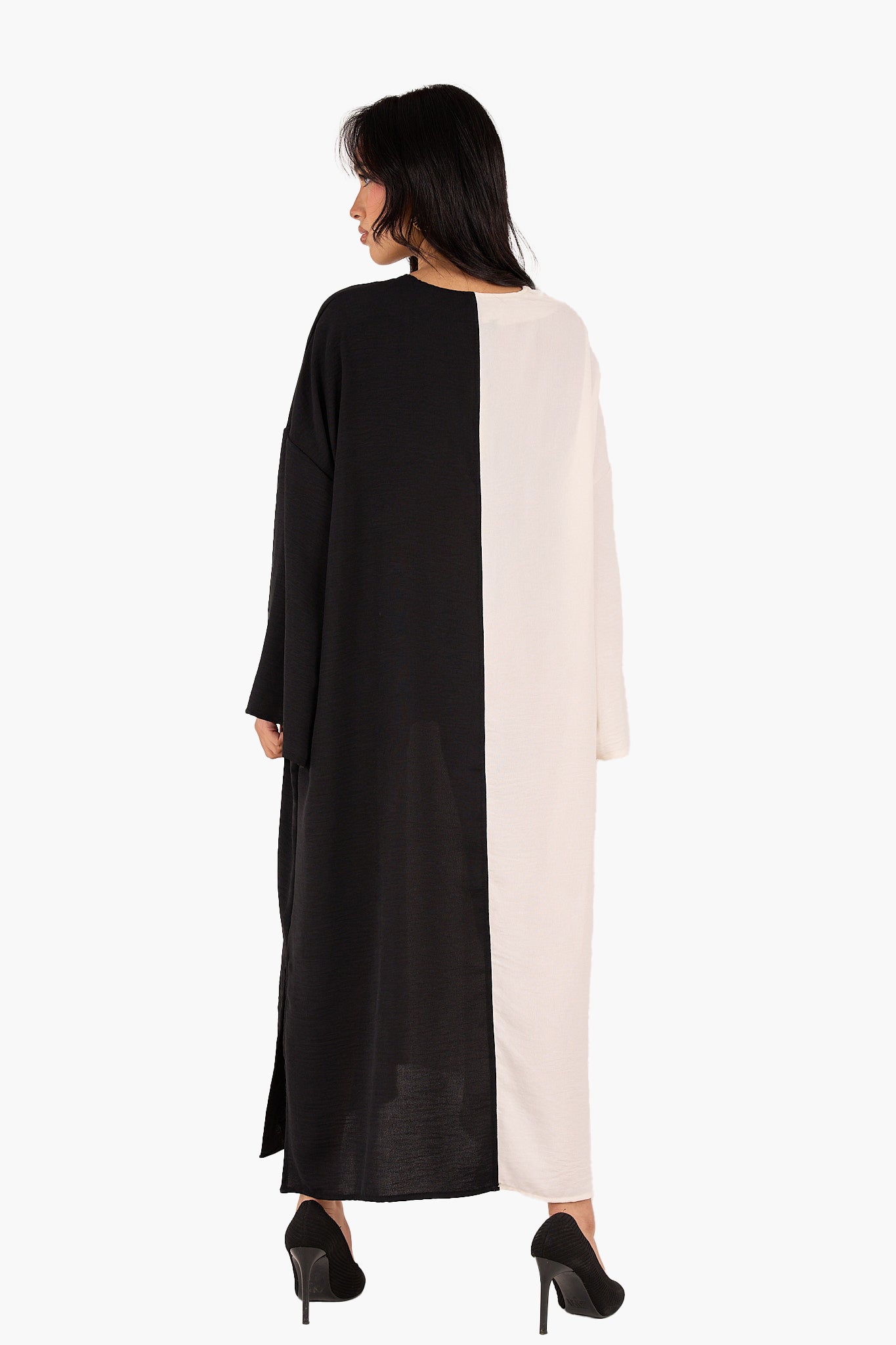 فستان برقبة V بلونين