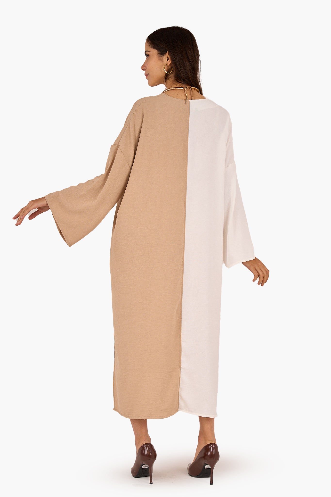 فستان برقبة V بلونين