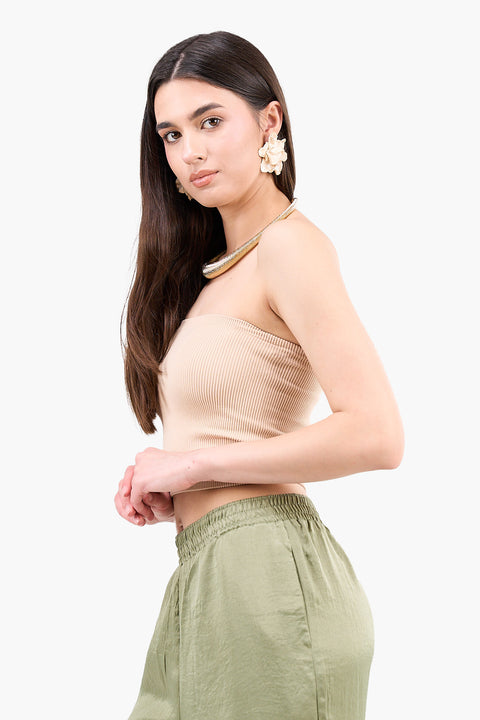 توب قصير بدون حمالات مضلع
